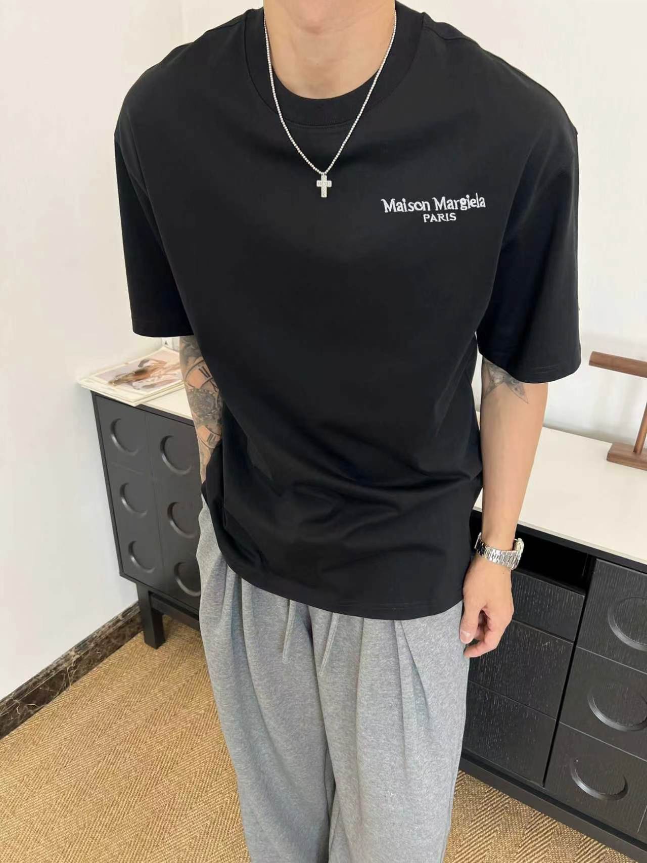P85 MM6/Margiela estilo minimalista y de lujo, letras bordadas, nueva temporada primavera/verano, camiseta de manga cor…
