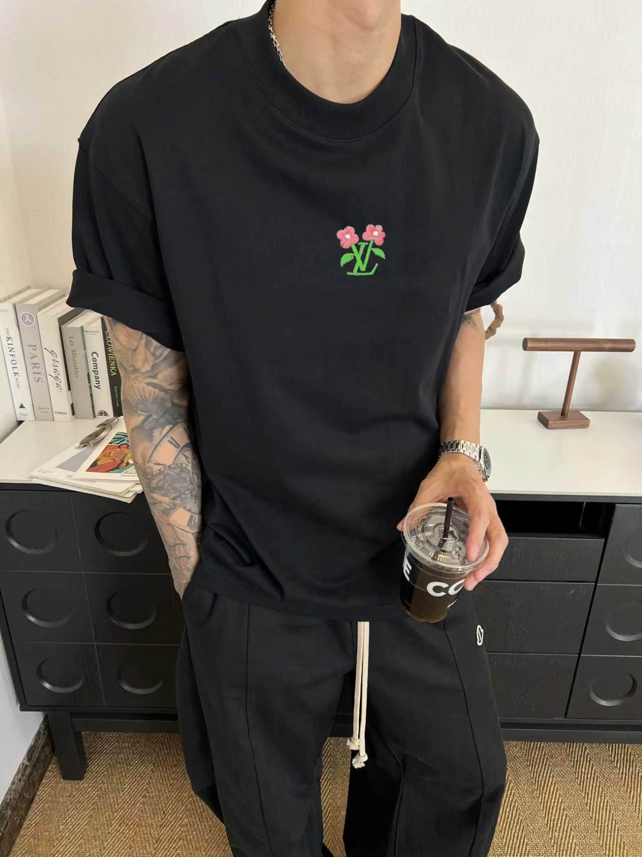 P75 1v/Louis logo bordado de fusión de flores, estilo nuevo de primavera y verano, tela de algodón puro de manga corta …