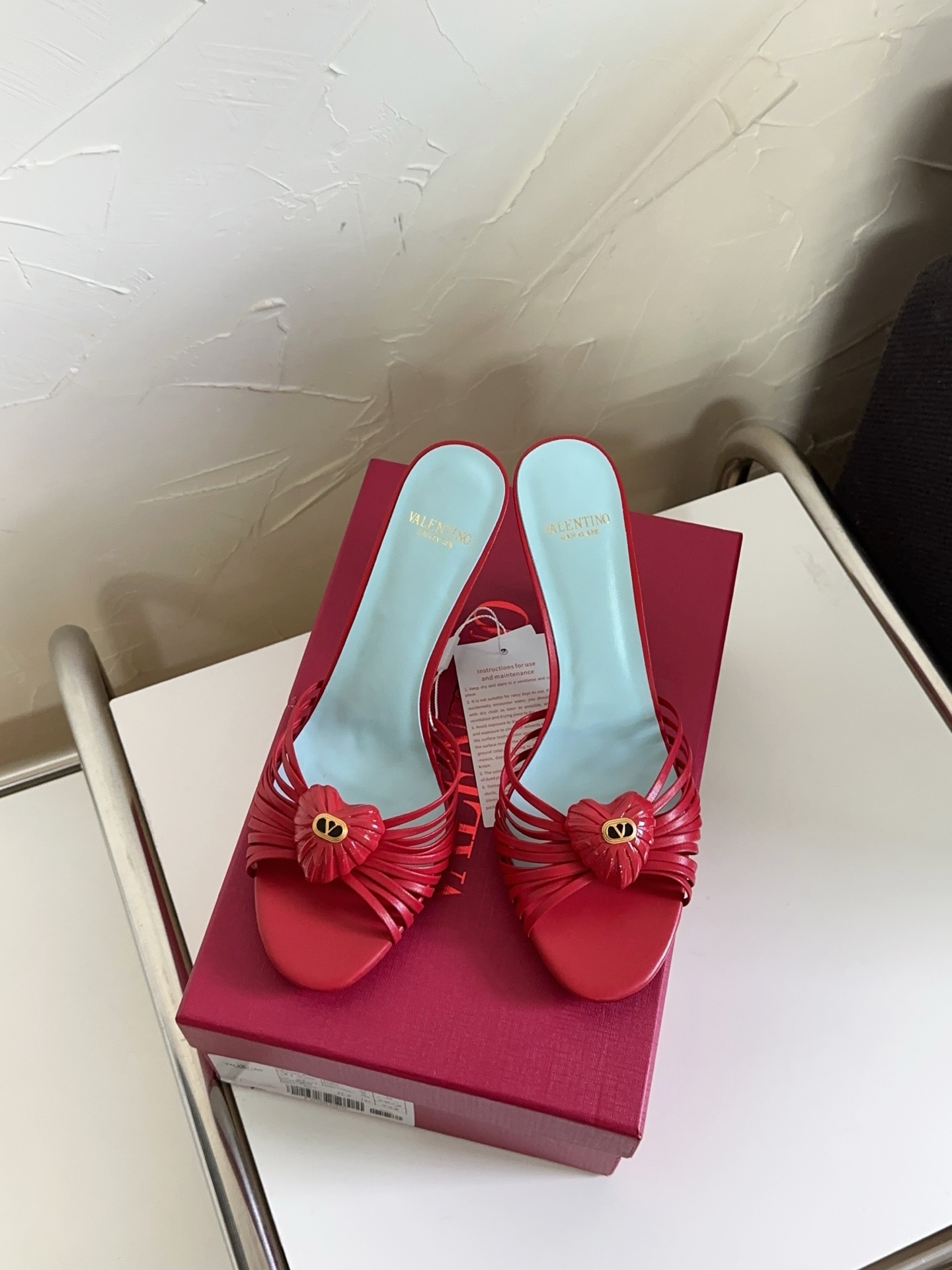 NO:647418,Valentino Valentino shoes, high heels and slippers, valentino, valentino, high heels, slippers19860909Valentino 华伦天奴单鞋,高跟鞋拖鞋,valentino,valentino,high heels,slippers,Women's Shoes