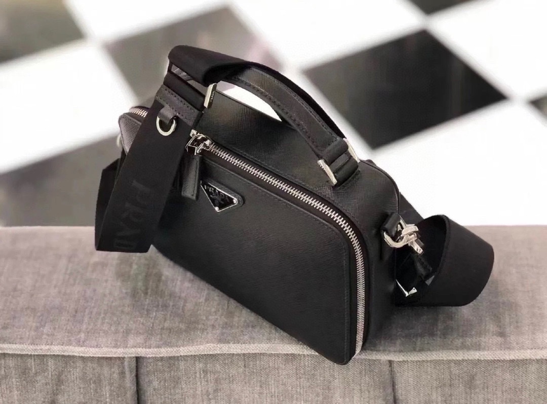 Prada original factory classic hot style official 2VL977 imported material messenger bag
