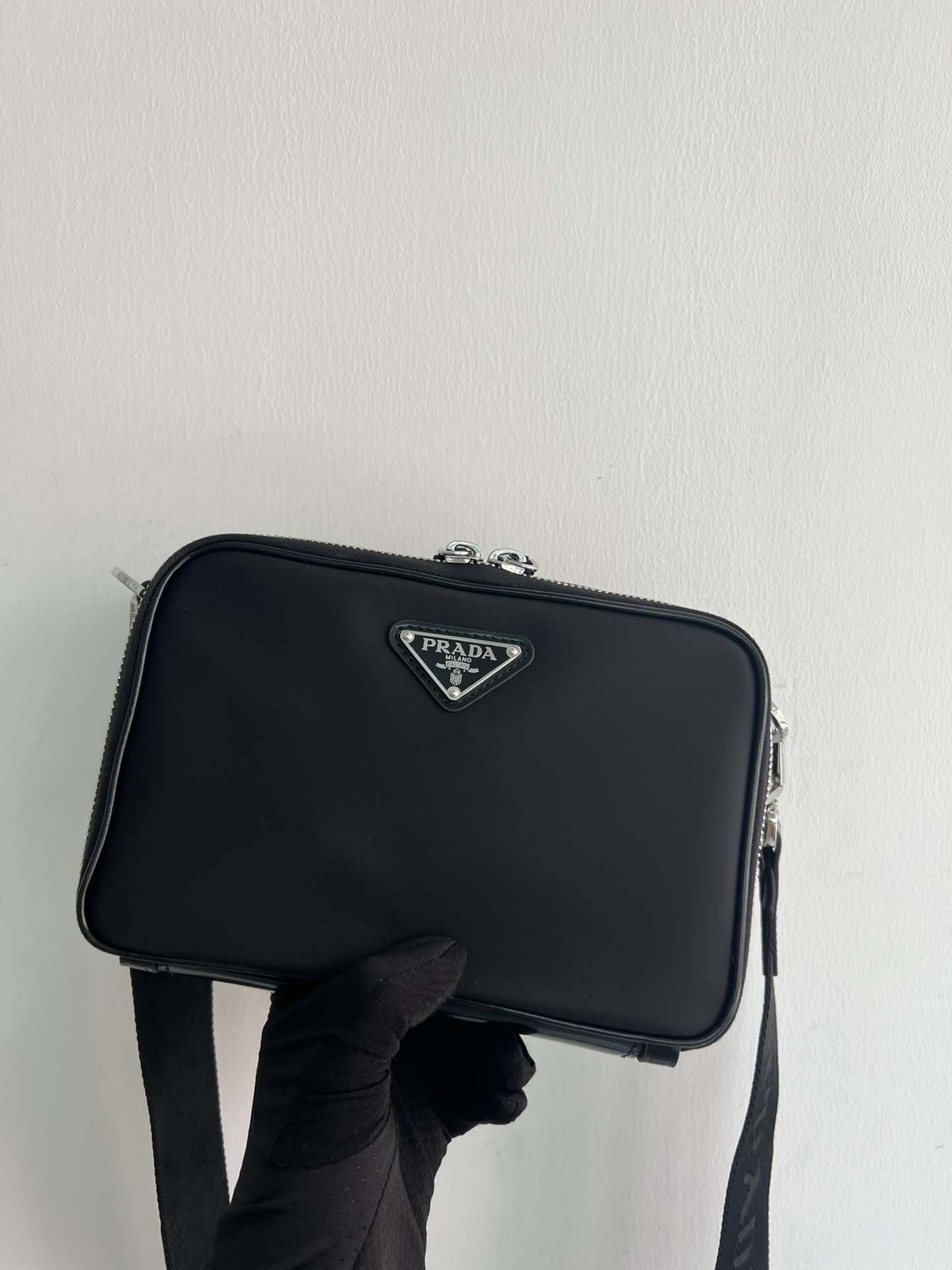 prada new original messenger bag