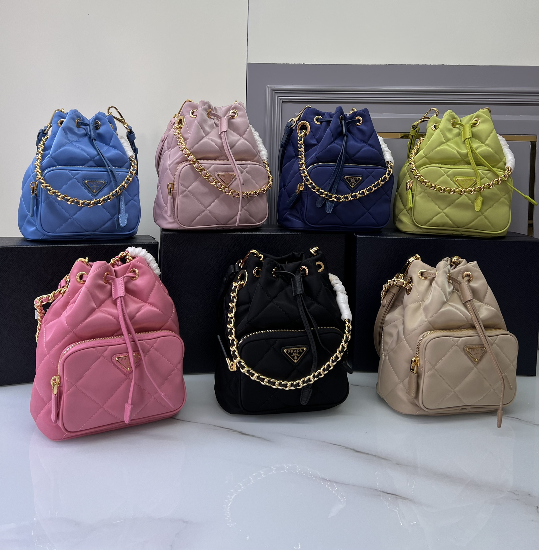 Ready stockprada bucket bag series