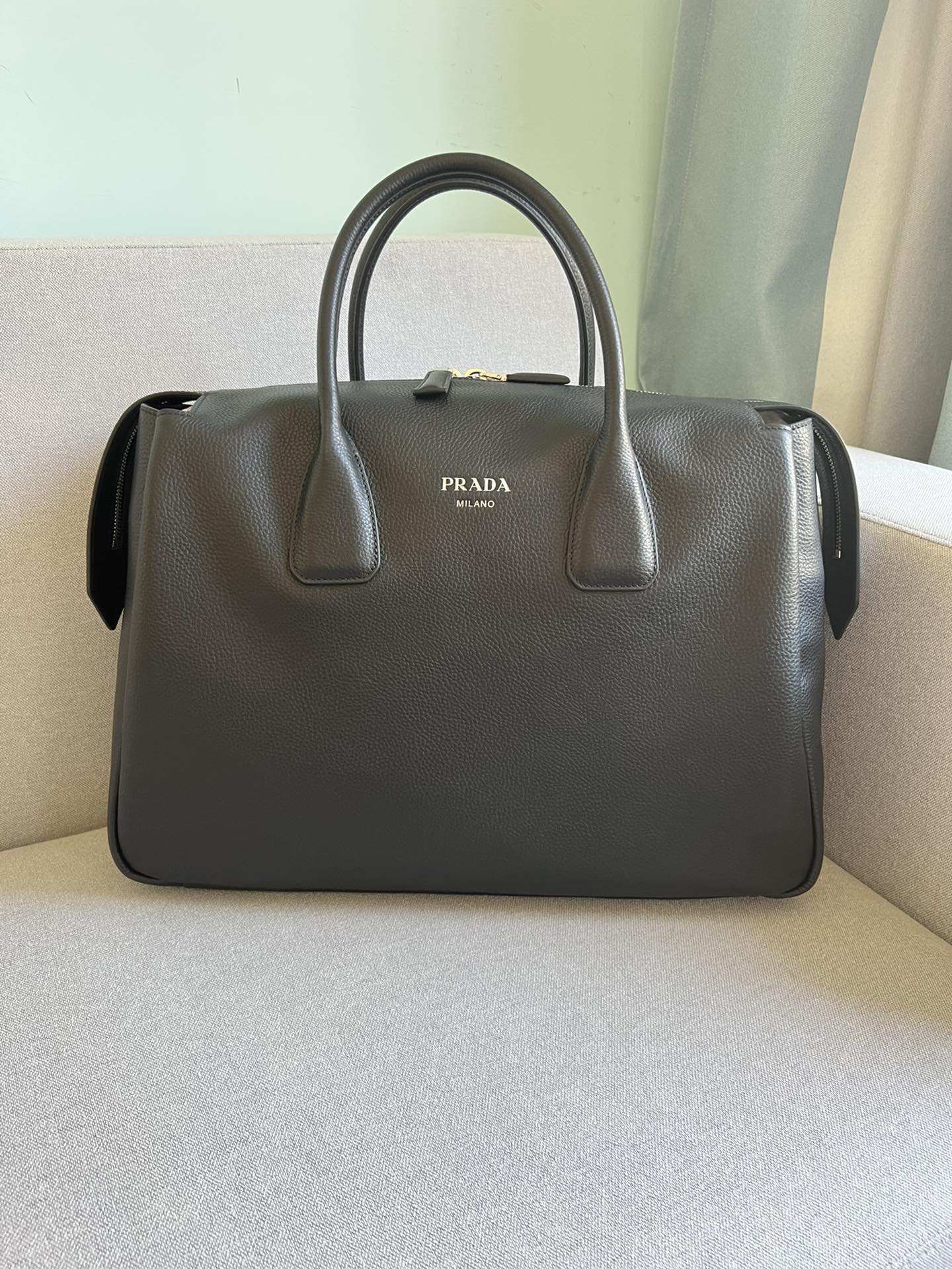 Prada Low-key luxury, considerable capacity