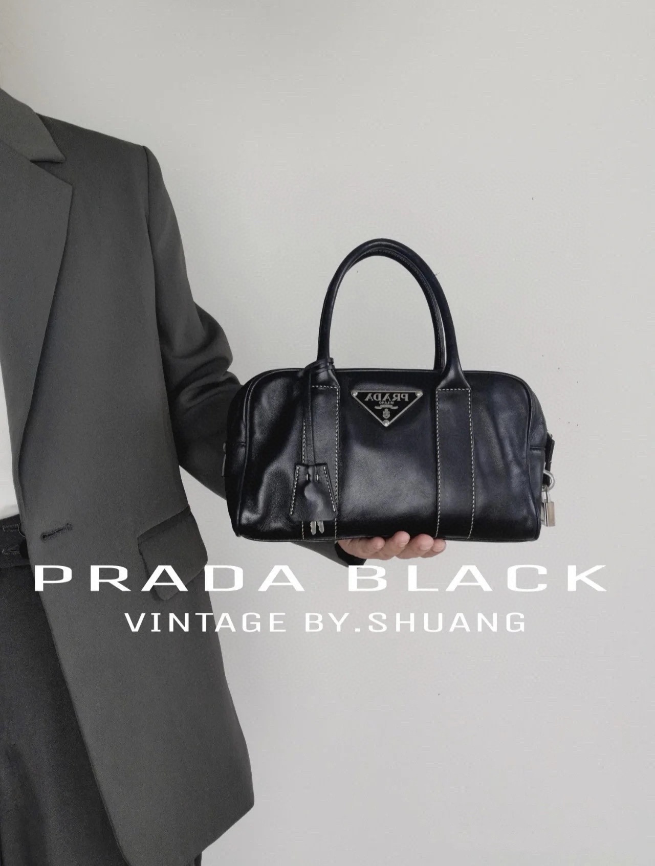 Upper body picture! Prada counter version secondhand Boston 1BA846 new style! Pradas Boston handbag is super cute, imported calfskin, and conspic