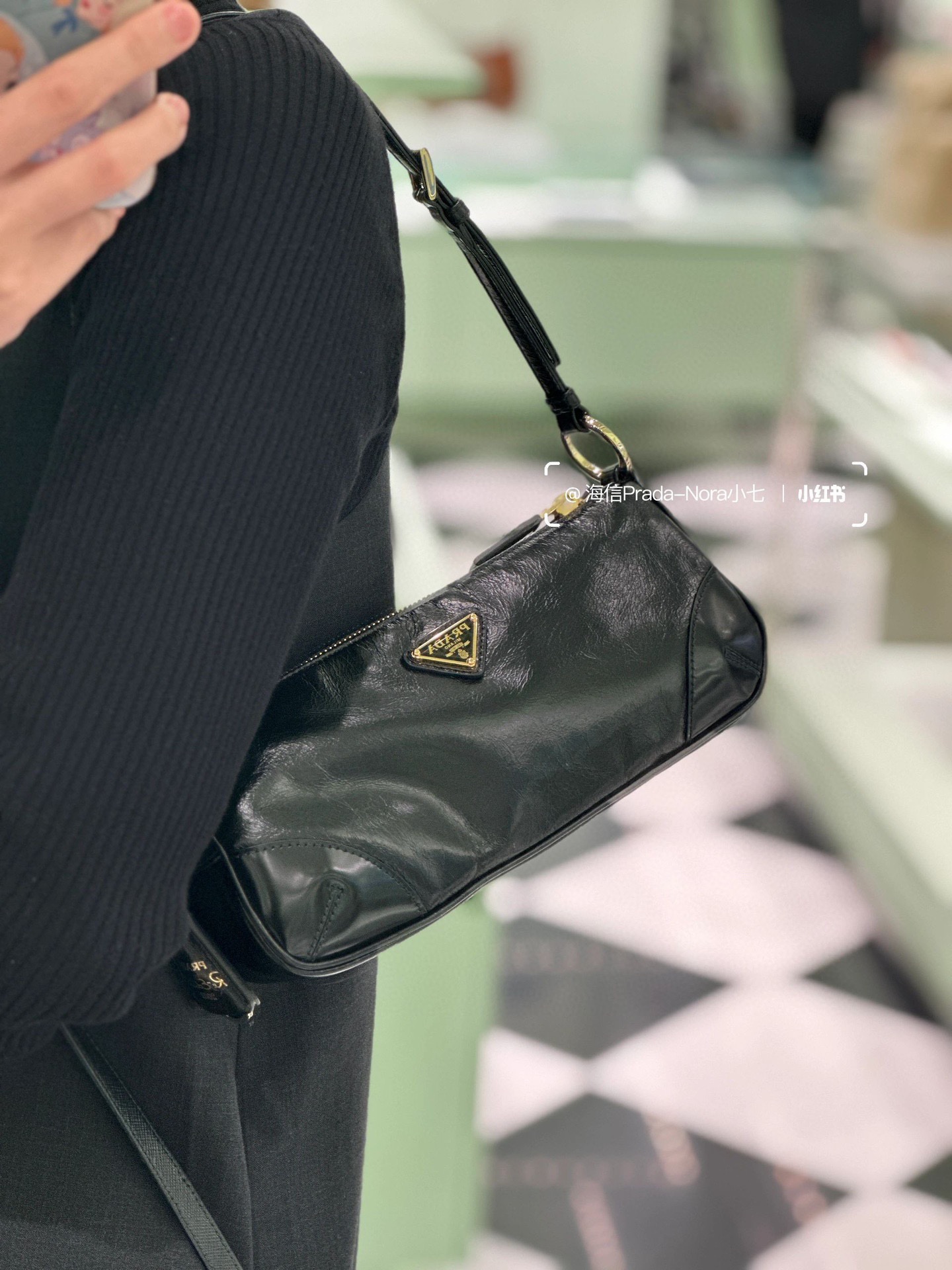 Prada Upper body picture advanced