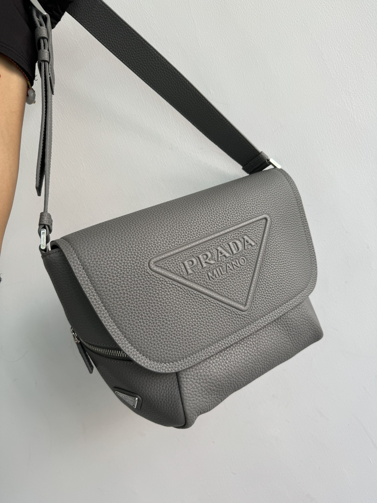 24 new messenger bag prada Prada official 2VD056
