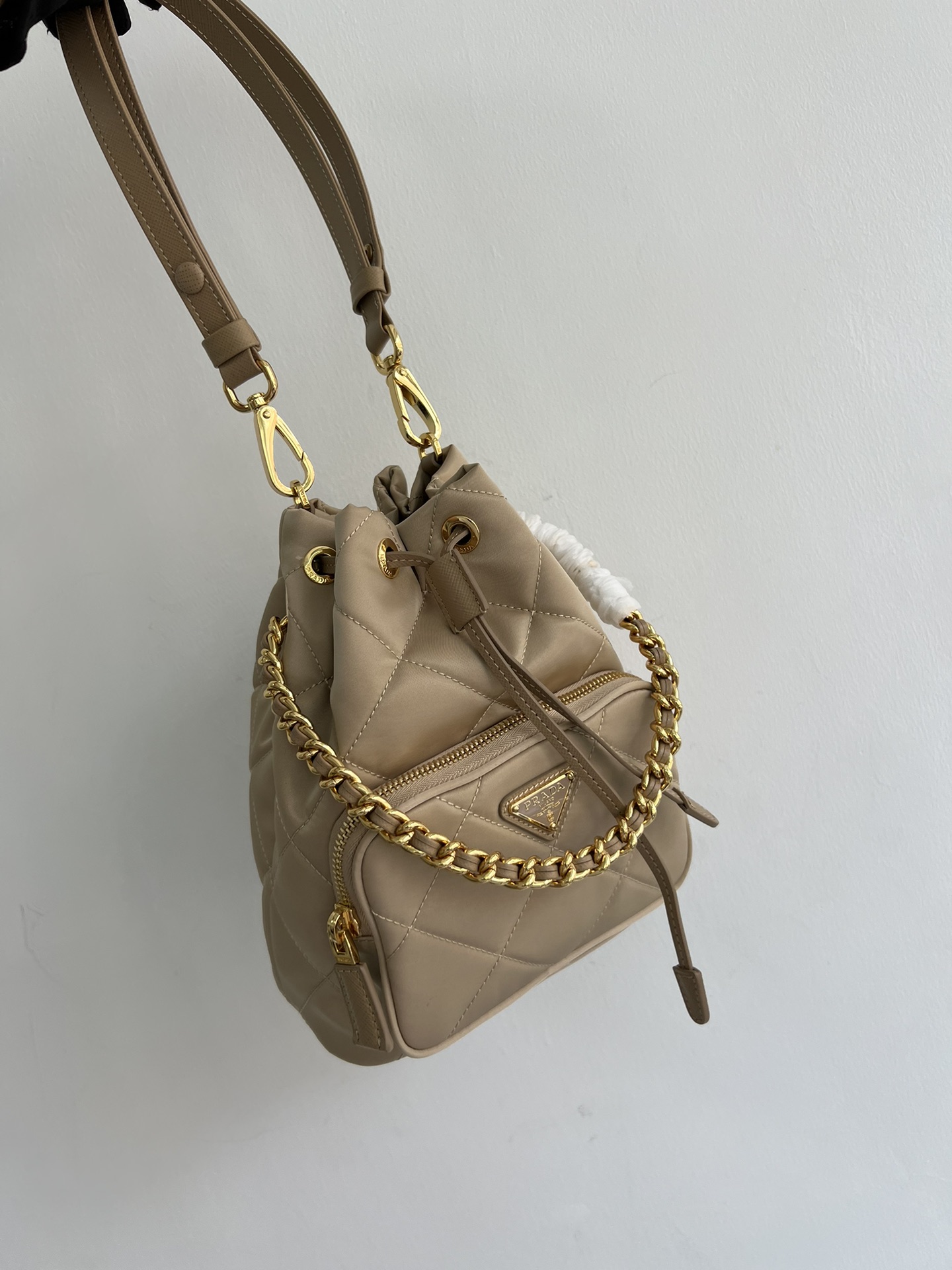 Prada 24 real shots of new product delivery, ready-made goods will be shipped in seconds