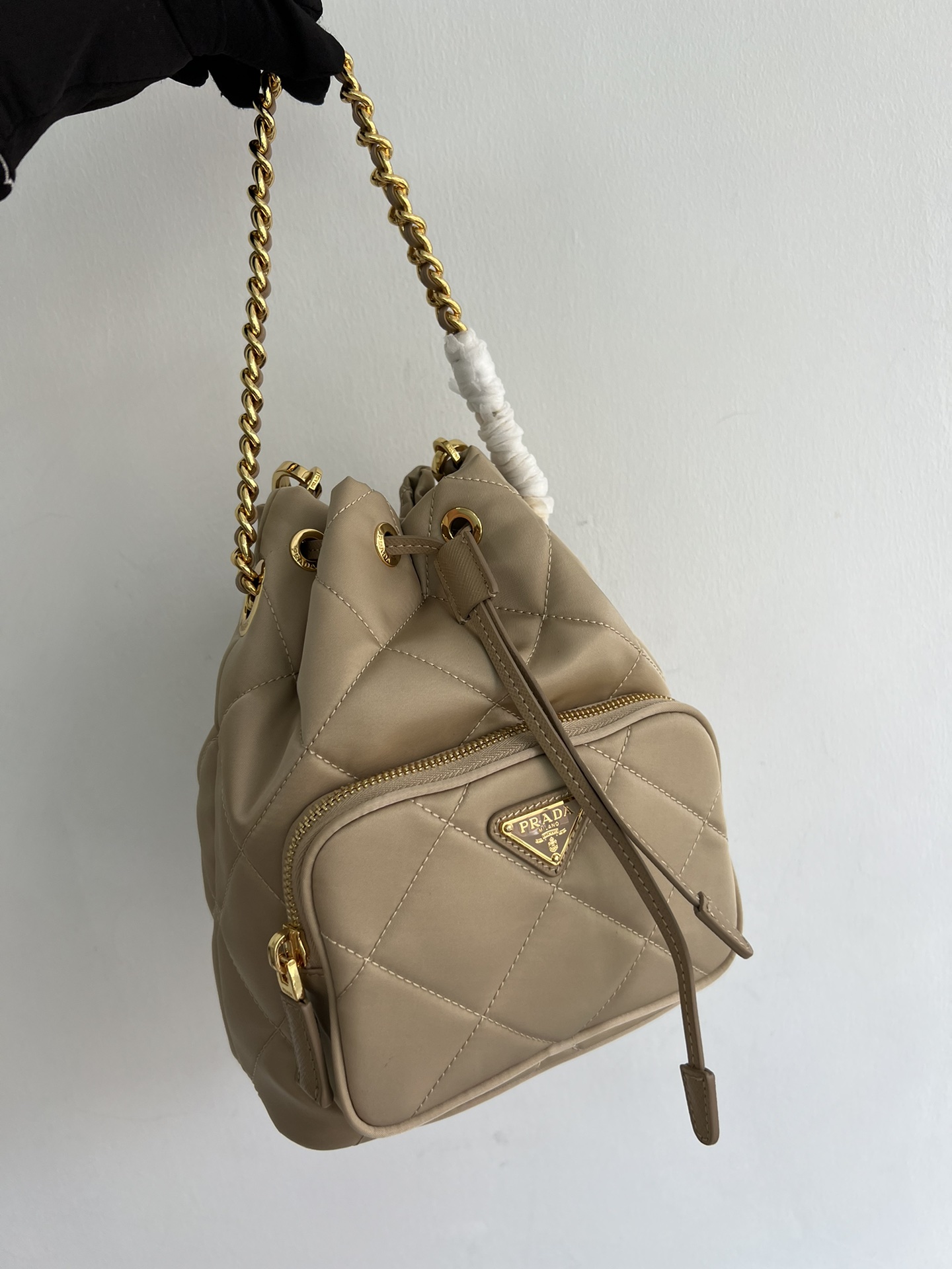 Prada 24 real shots of new product delivery, ready-made goods will be shipped in seconds