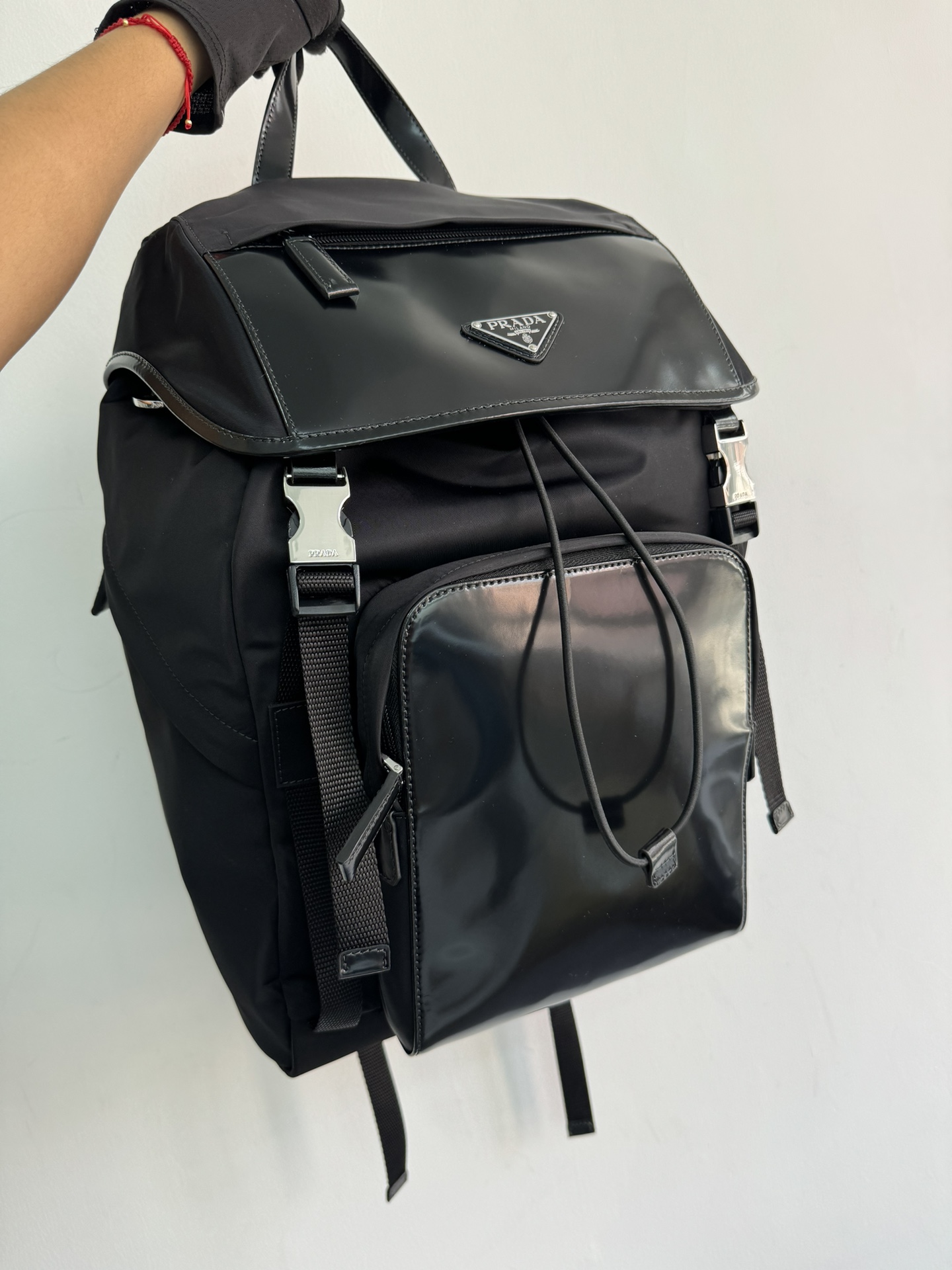 Prada Officially selling 2VZ135 bright/nylon fabric