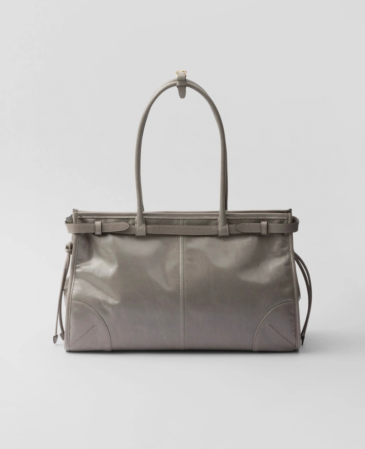 Prada More than 20,000 yuan are on sale in the official website picture
