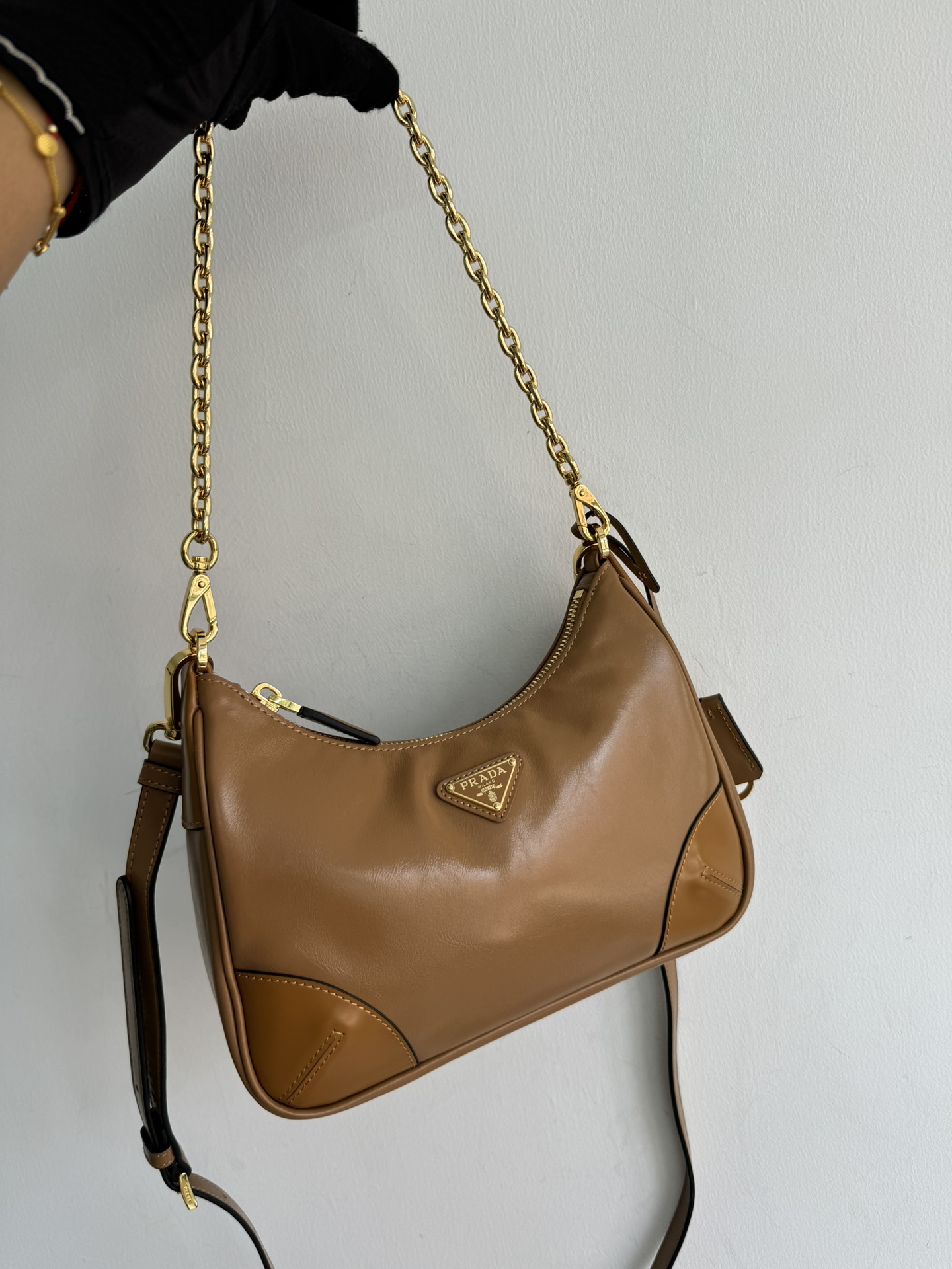 Prada Oil and wax three-in-one