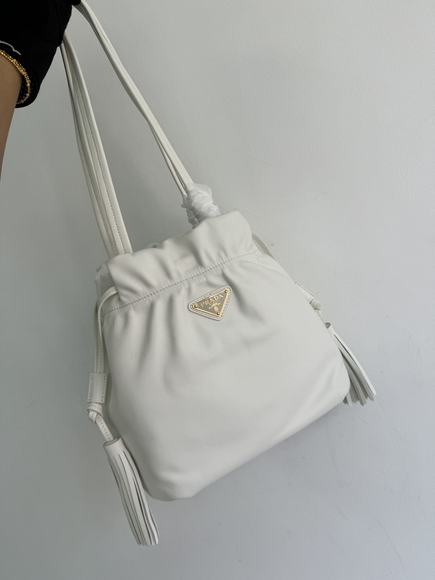 Prada 24 rare new lucky bag bags are officially on sale 1BG541 lambskin
