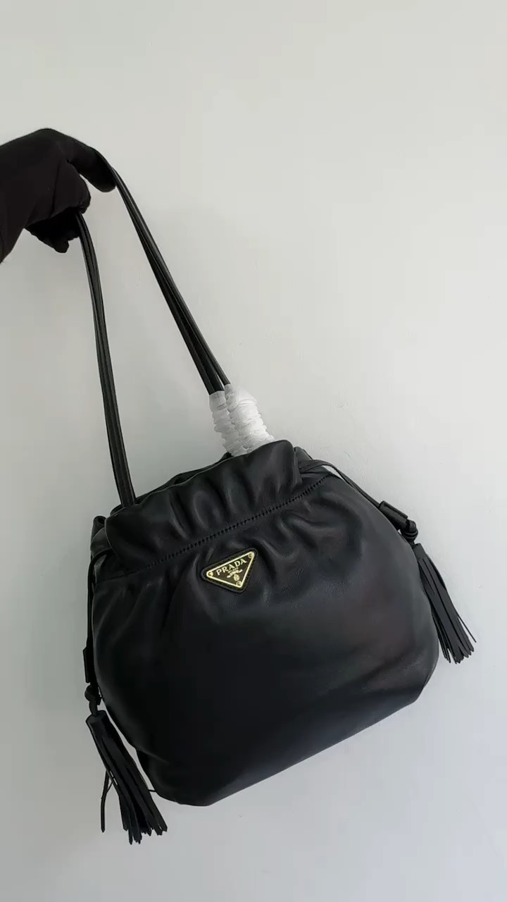 Prada Too weak