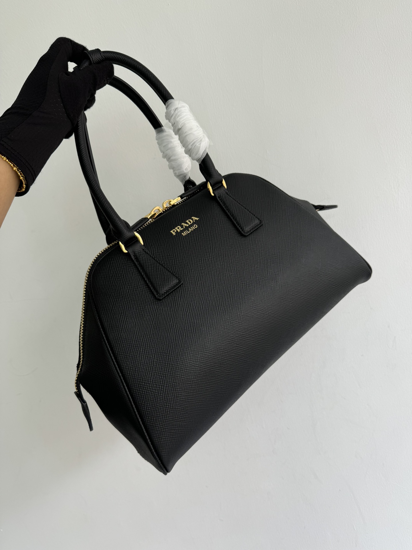Prada's new pure original (small size) tote bag 1BG537 has arrived Shoulder handbag, pure original imported cross Saffiano cowhide, one of them h