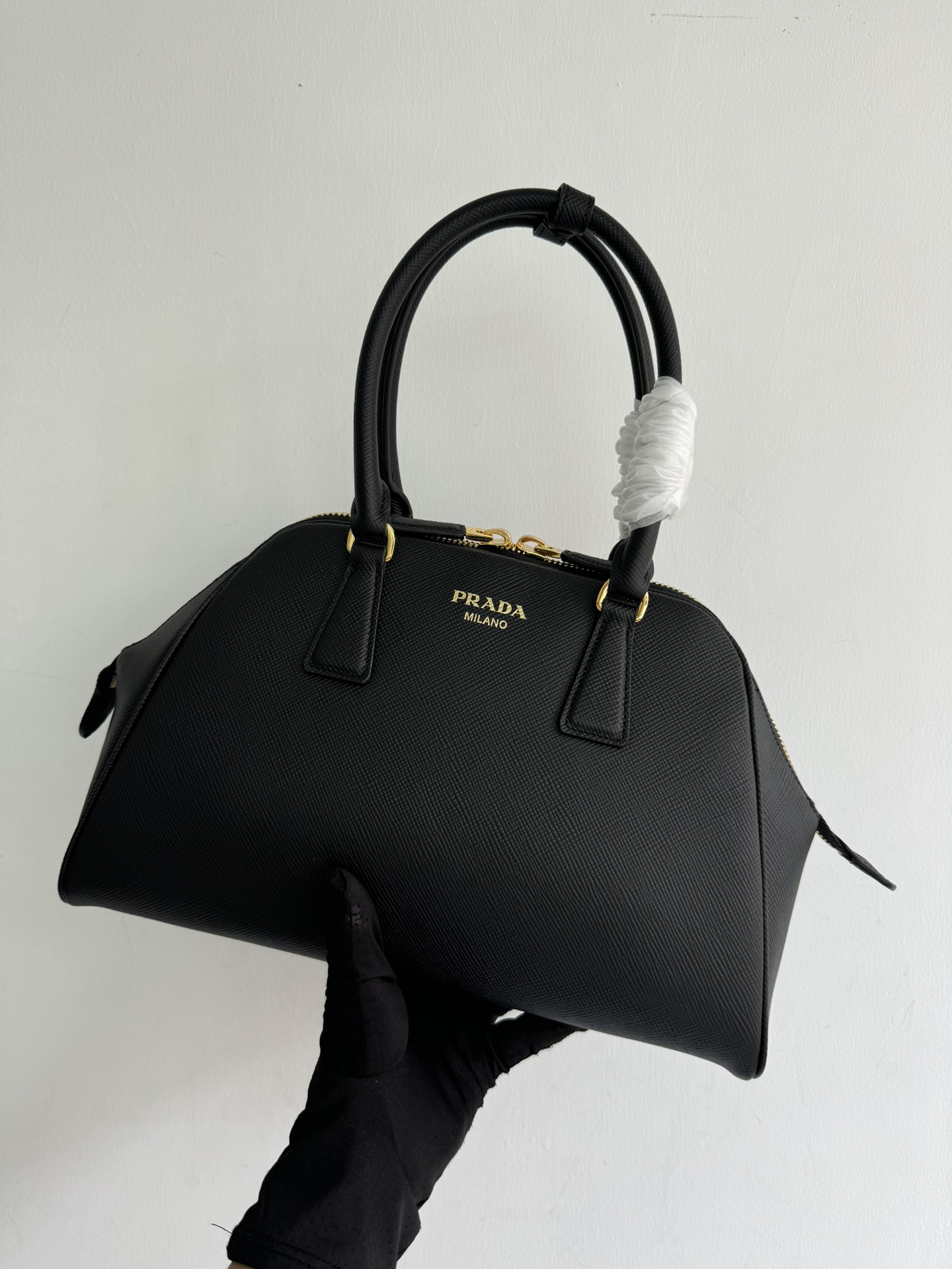 Prada's new pure original (small size) tote bag 1BG537 has arrived Shoulder handbag, pure original imported cross Saffiano cowhide, one of them h