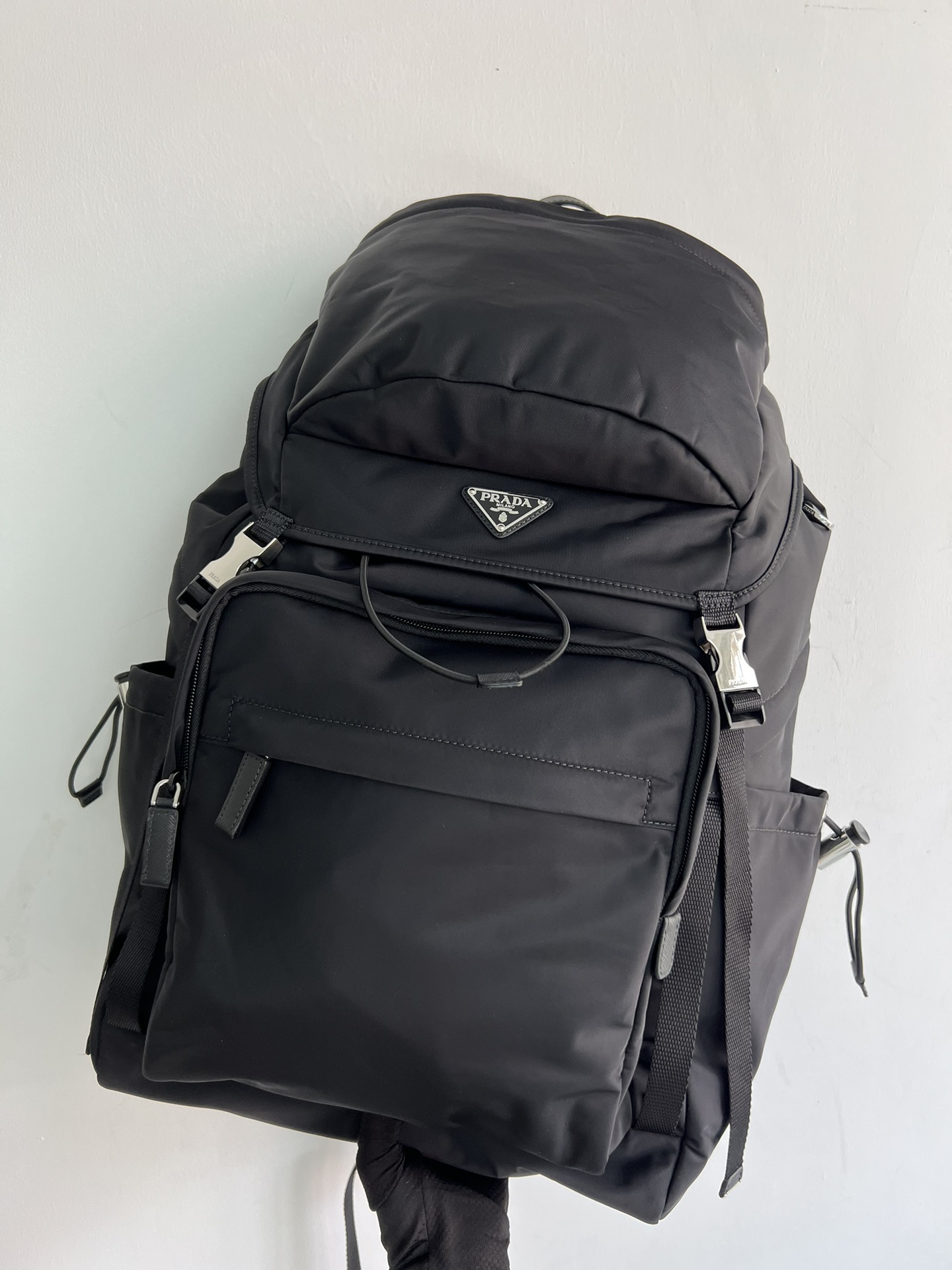 prada new backpack mountaineering bag official 2VZ090