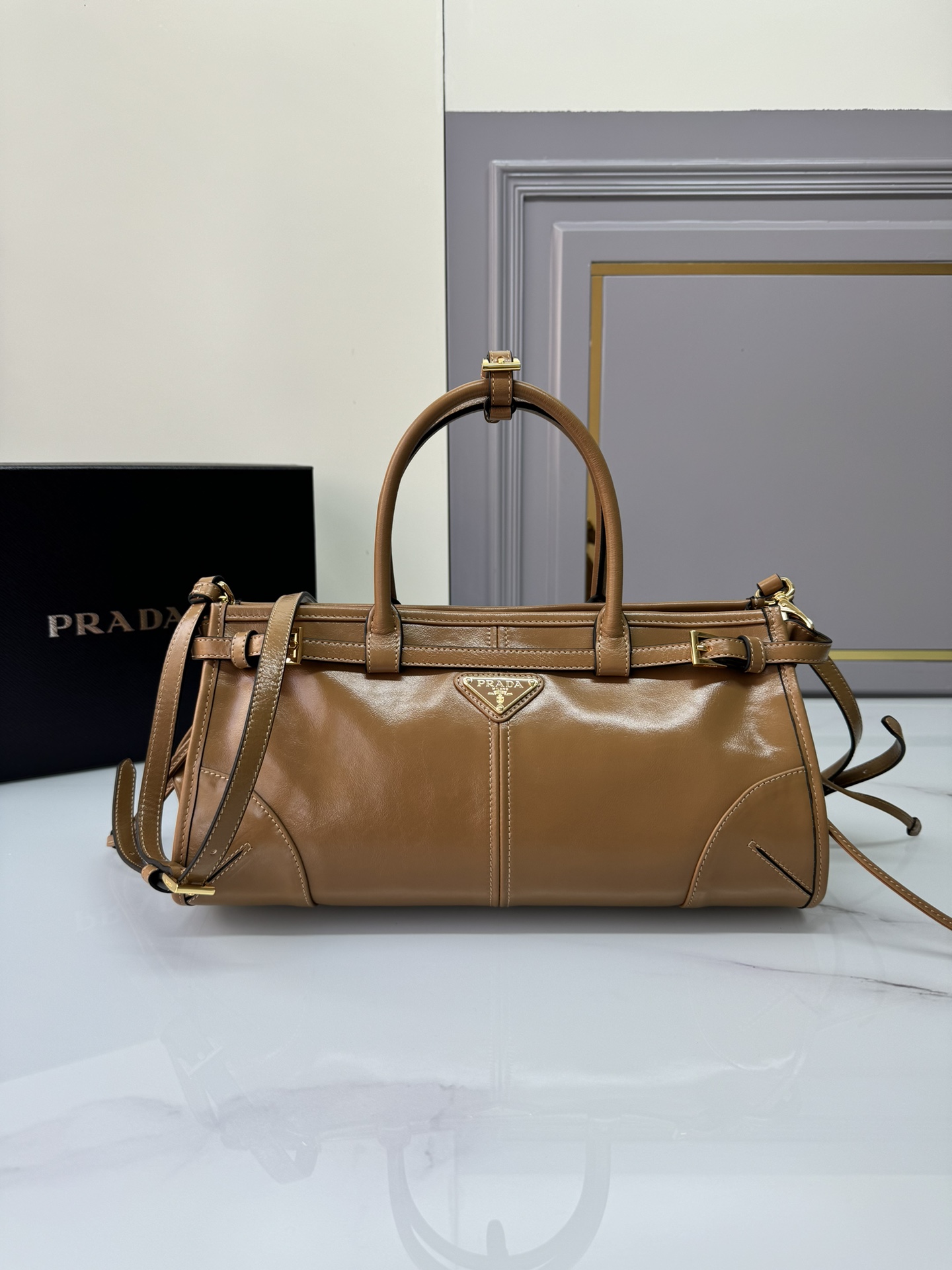 Prada 32cm short handle ready color