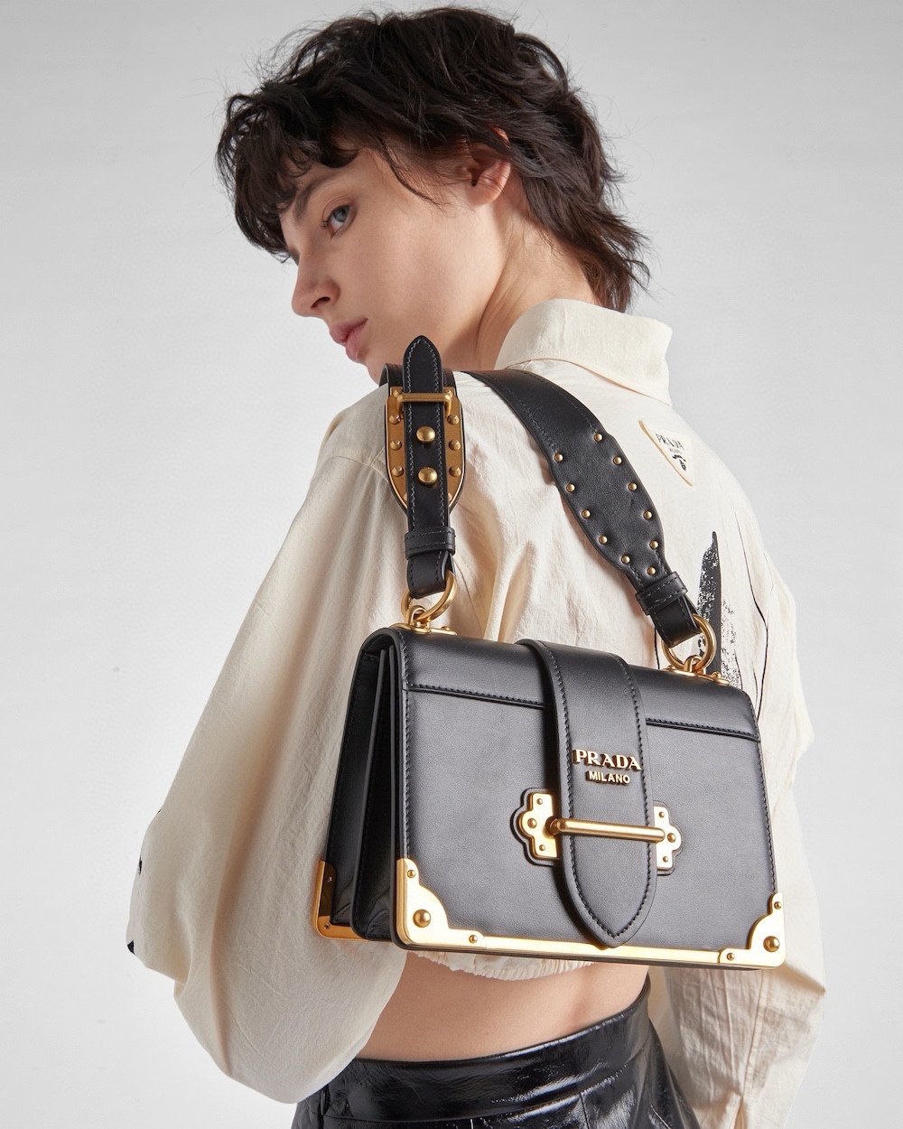 Prada Product _dt2qfp3G__lU21XPJ9E96rPVuX-g4eq9IErJSbQ