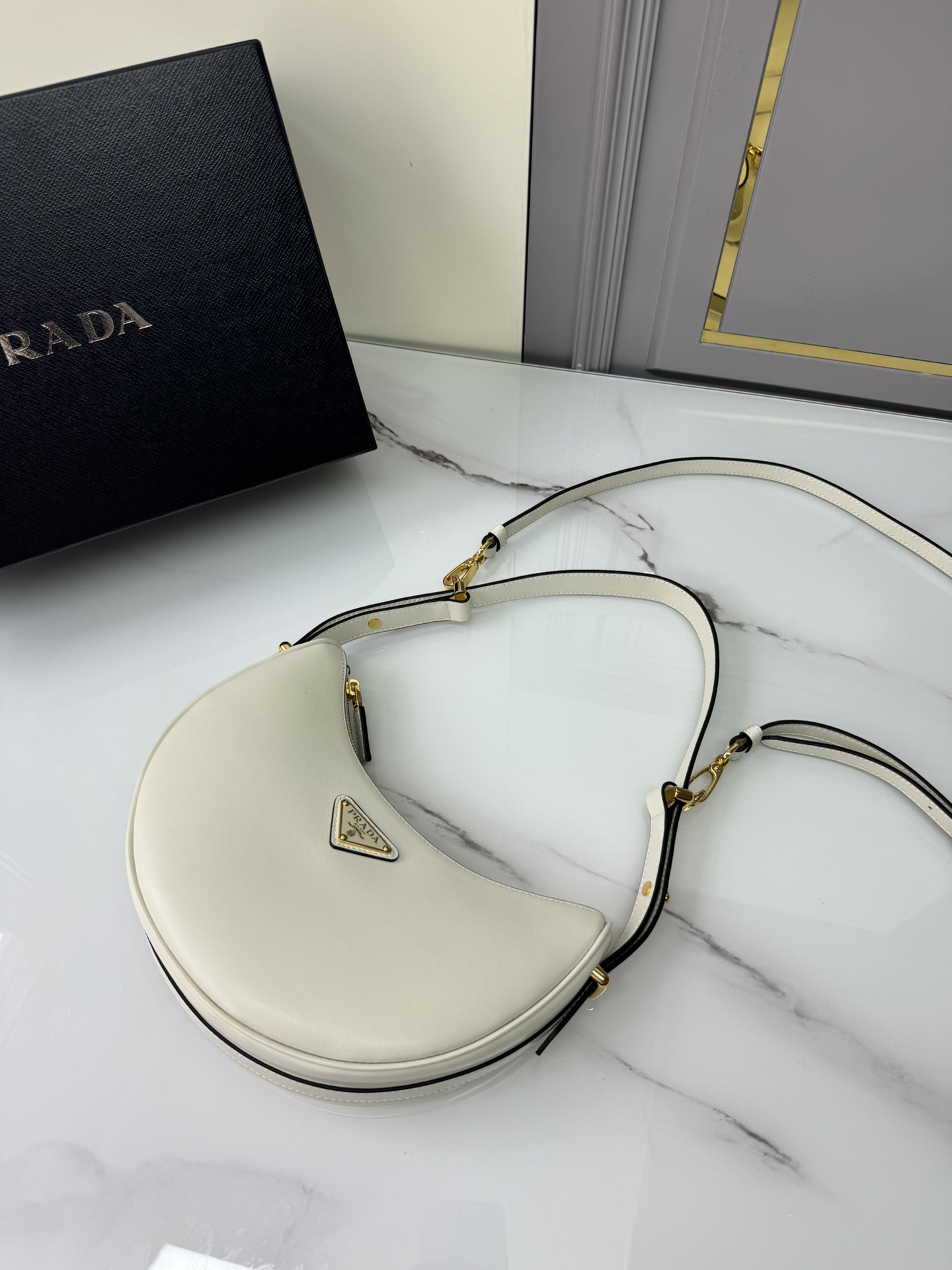 NO:920121,More details, Prada [price based on volume], prada19860909更多细节,普拉达【跑量价】,prada,Bag
