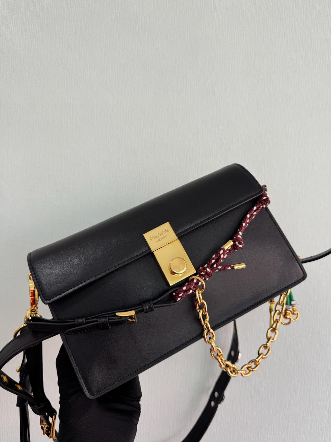 Prada 25 new products in the counter version 1BD379 small size