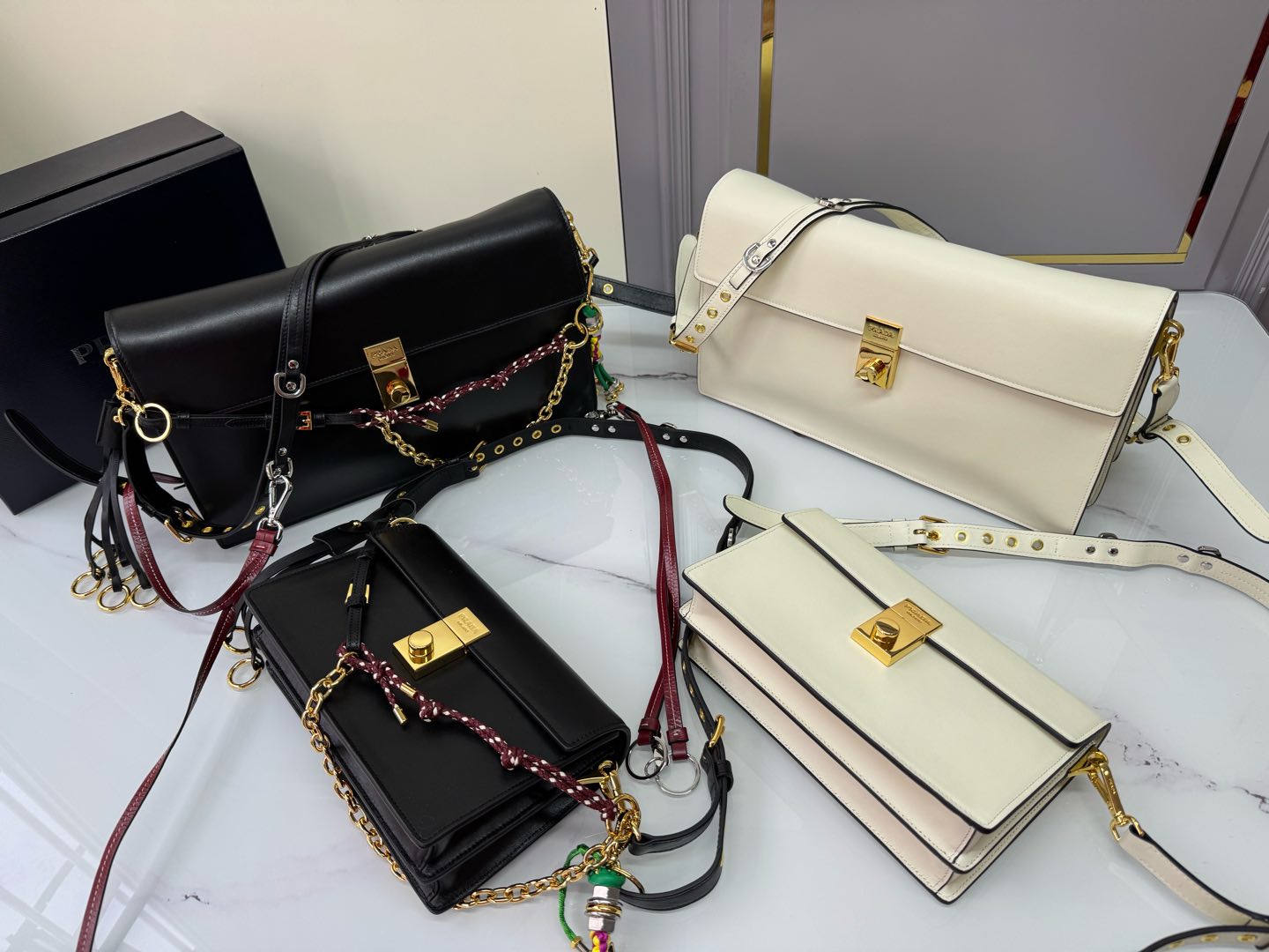 Prada 25 high-end new products in stock, large and small sizes
