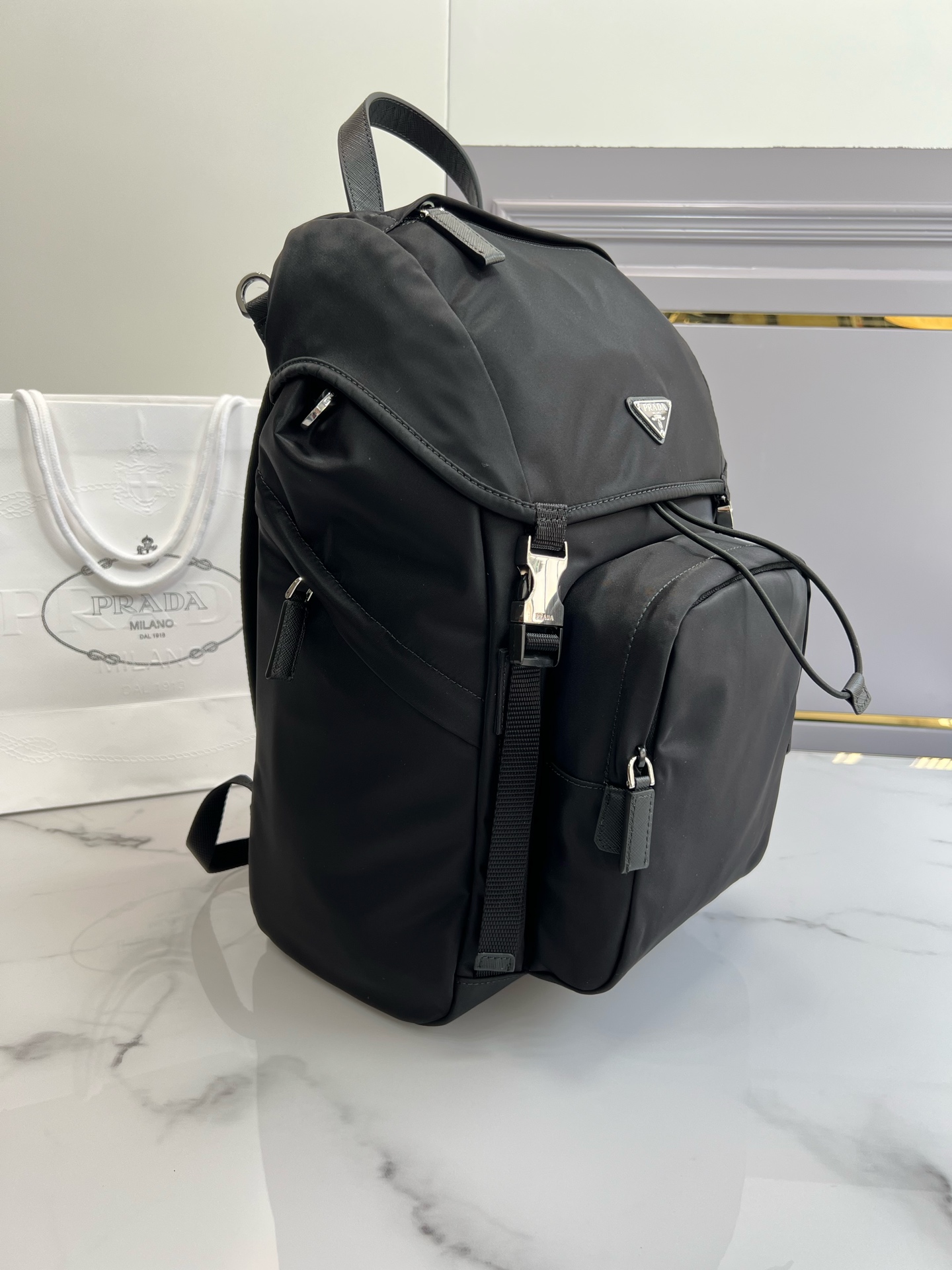 25 new products debut prada mens new backpack 2VZ135