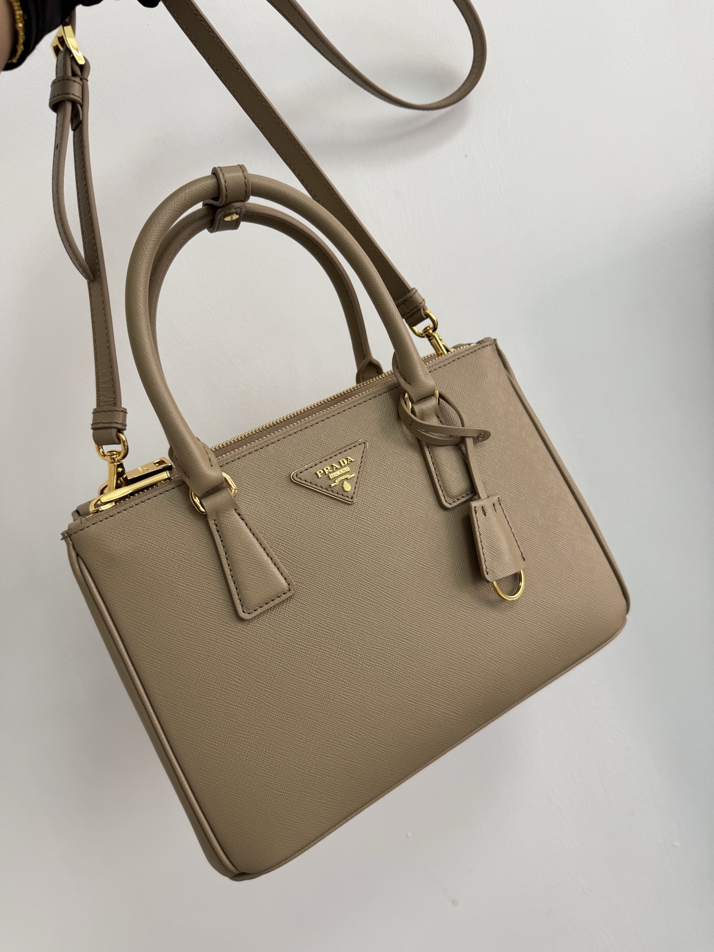 prada25 new product debut, the classic hot model is officially on sale 1BA863new colororiginal/fully upgraded versionmade of imported cross-grain