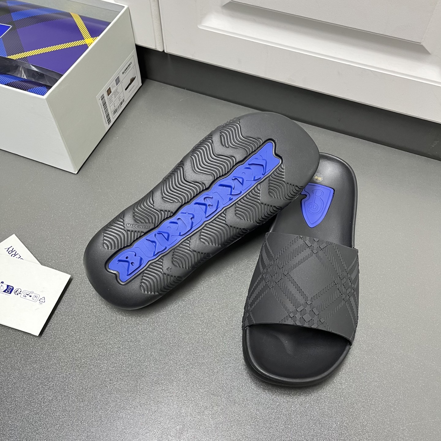 버버리 체크 샌들 113411 이미지 9