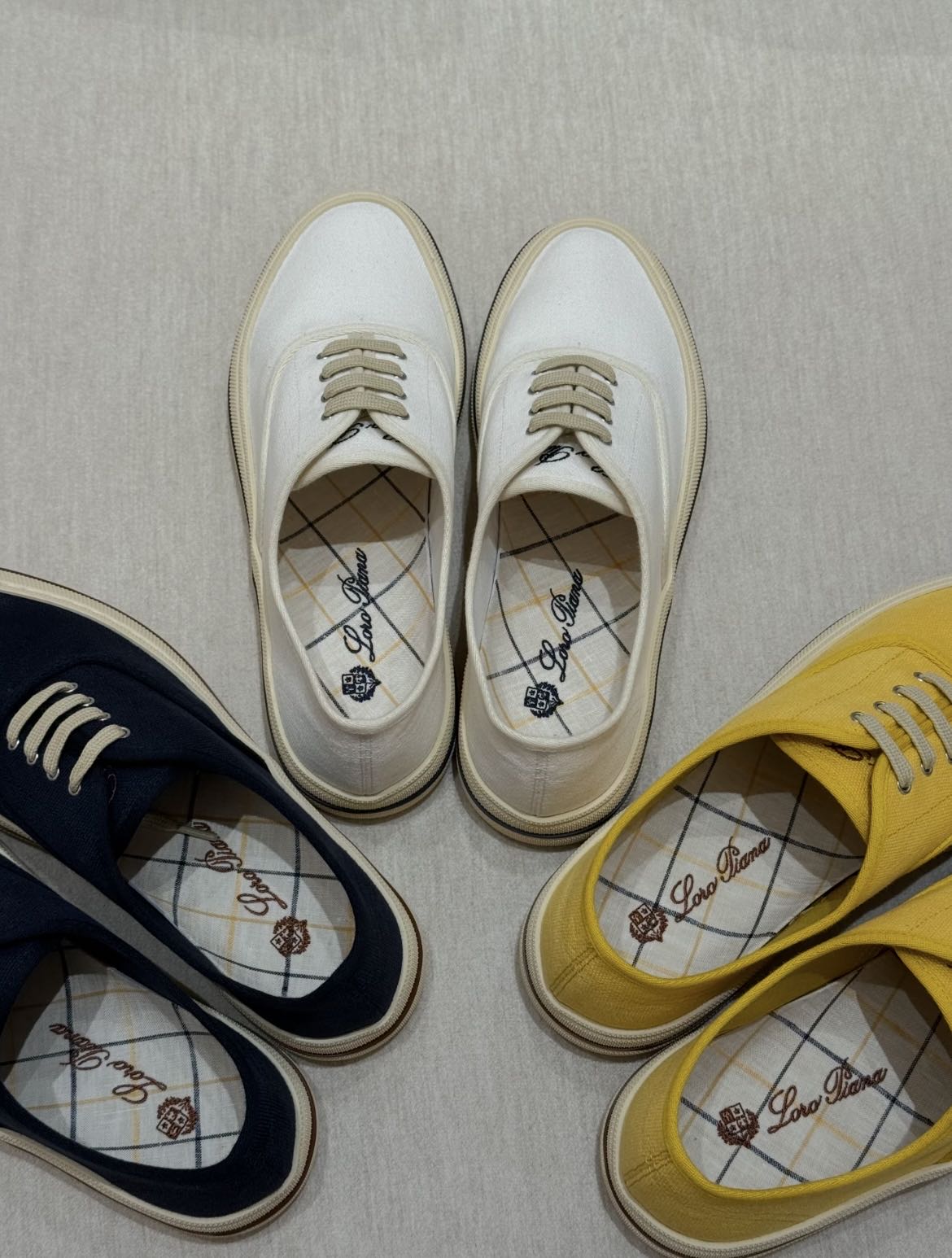 NO:956289,Z cabinet actual picture,19860909Z柜实物图,,Men's shoes
