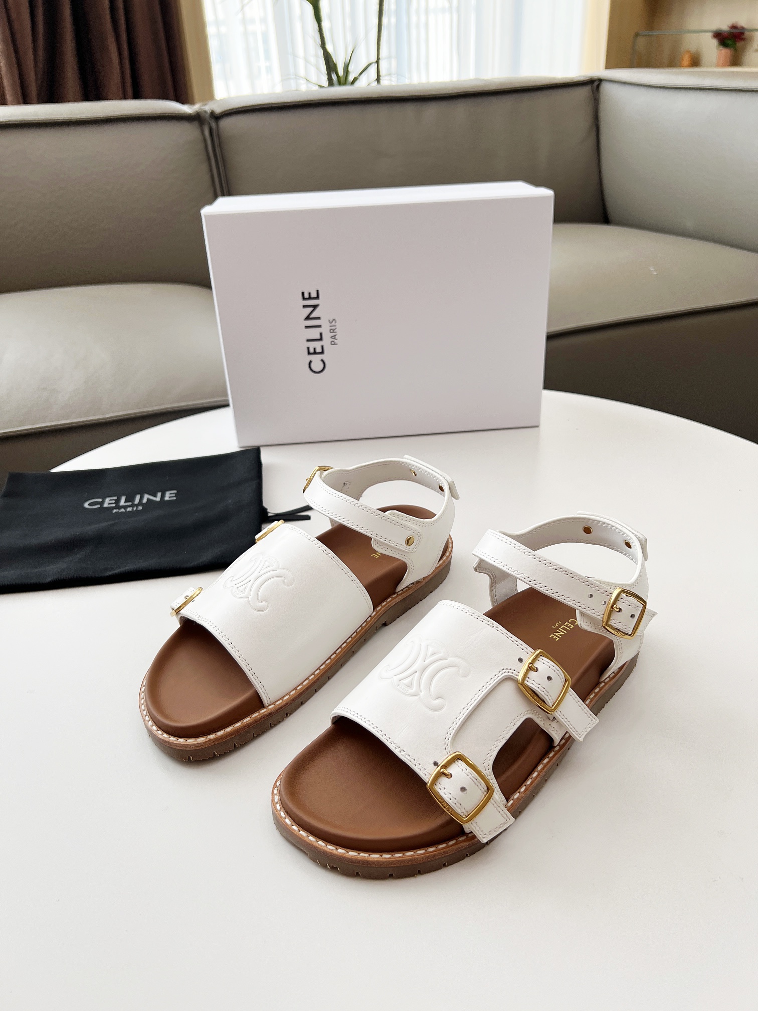 NO:257767,Original replica CELINE 2025 new Arc de Triomphe logo sandals, MINO vegetable tanned cowhide flat waterproof platform genuine leather strip sandals 35-41 price, sandals, celine, celine, sandals, cowhide19860909原版复刻CELINE 赛琳思琳2025新品凯旋门logo凉鞋,MINO植鞣牛皮革平底防水台真皮围条凉鞋35-41 价,凉鞋,celine,celine,sandals,cowhide,Women's Shoes