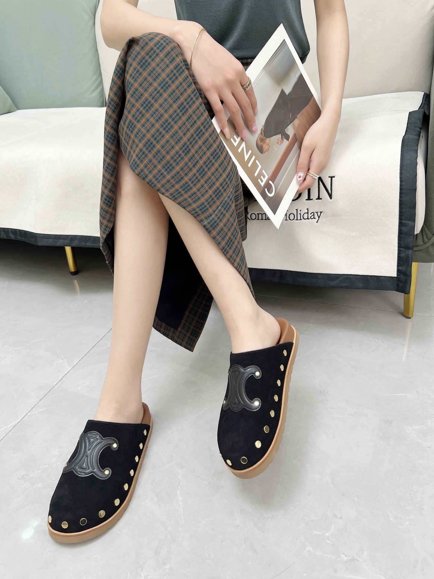 Celine 25SS Espadrille Studded Clogs - French Style & Ultimate Comfort 10 i1743696308858 5829 0 8