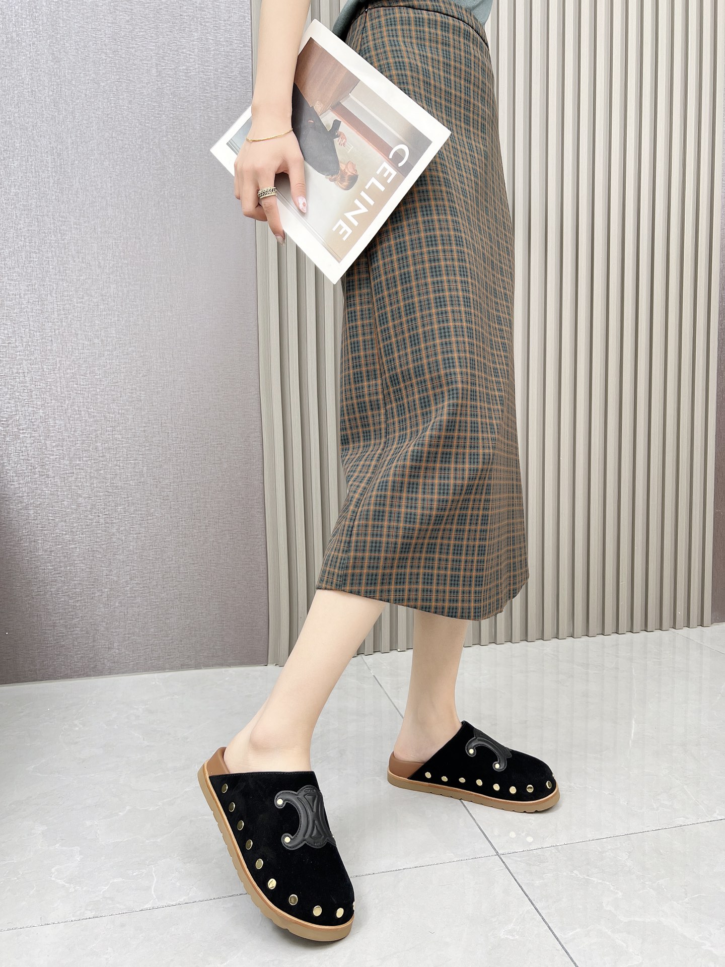 Celine 25SS Espadrille Studded Clogs - French Style & Ultimate Comfort 7 i1743696308874 7106 0 5