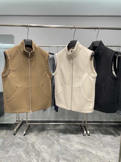 Men's Cotton Blend Stand Collar Vest Classic Letter Embroidered Sleeveless Jacket 1 Men's Cotton Blend Stand Collar Vest Classic Letter Embroidered Sleeveless Jacket