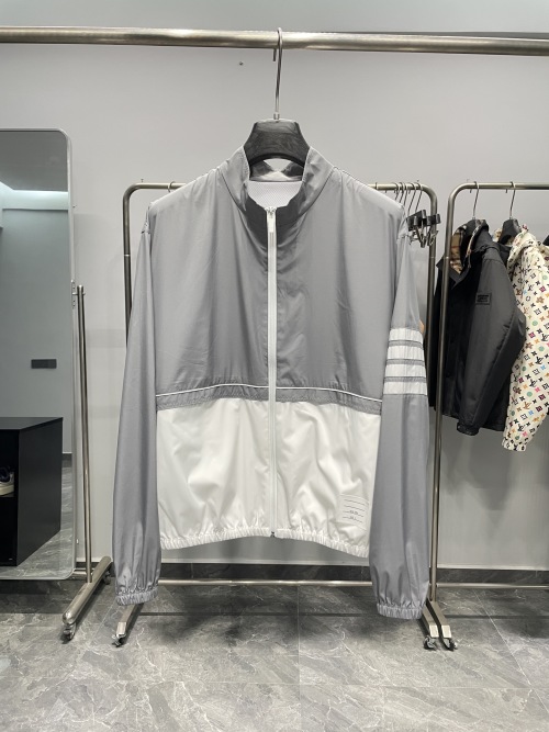 Lightweight Nylon Color Block Zip-Up Jacket with Arm Stripe Detail 1 Lightweight Nylon Color Block Zip-Up Jacket with Arm Stripe Detail