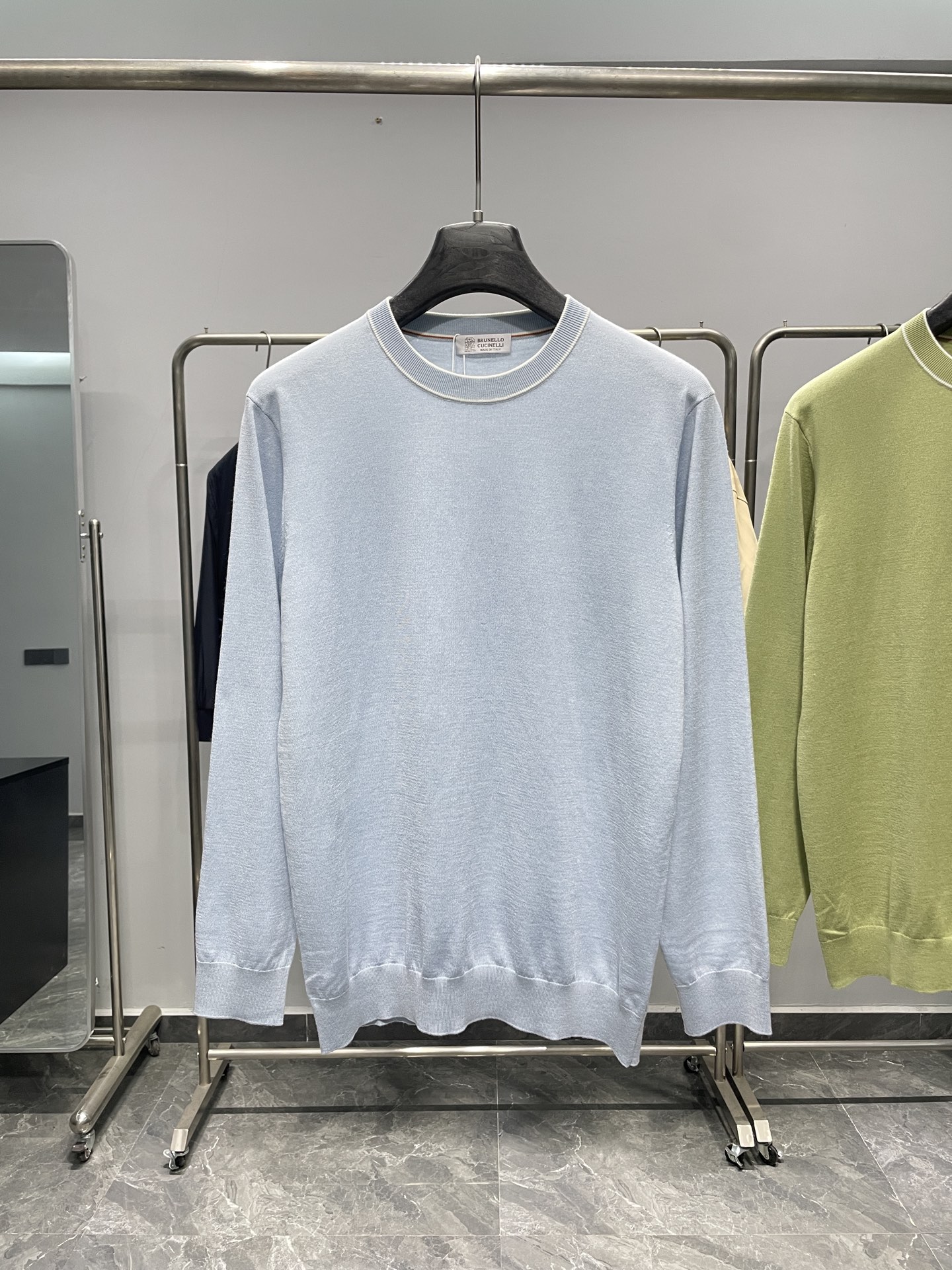 NO:530999,Detailed pictures of water orchids ~,alexander wang19860909水兰色细节图～,,alexander wang,Men's clothing