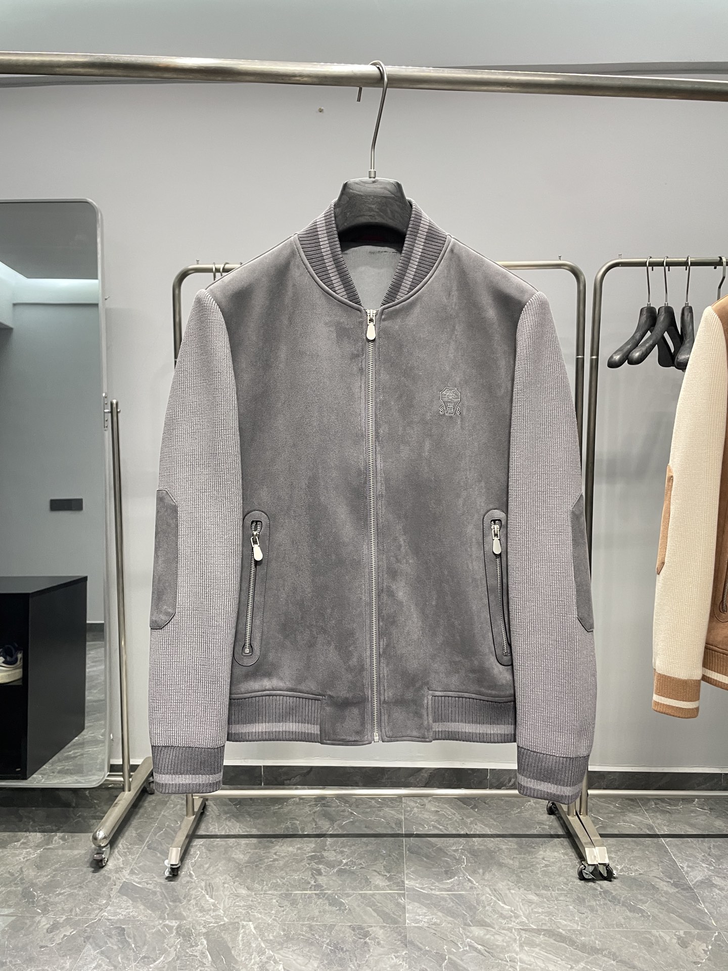 NO:513242,Gray details ~.,alexander wang19860909灰色细节图～.,,alexander wang,Men's clothing