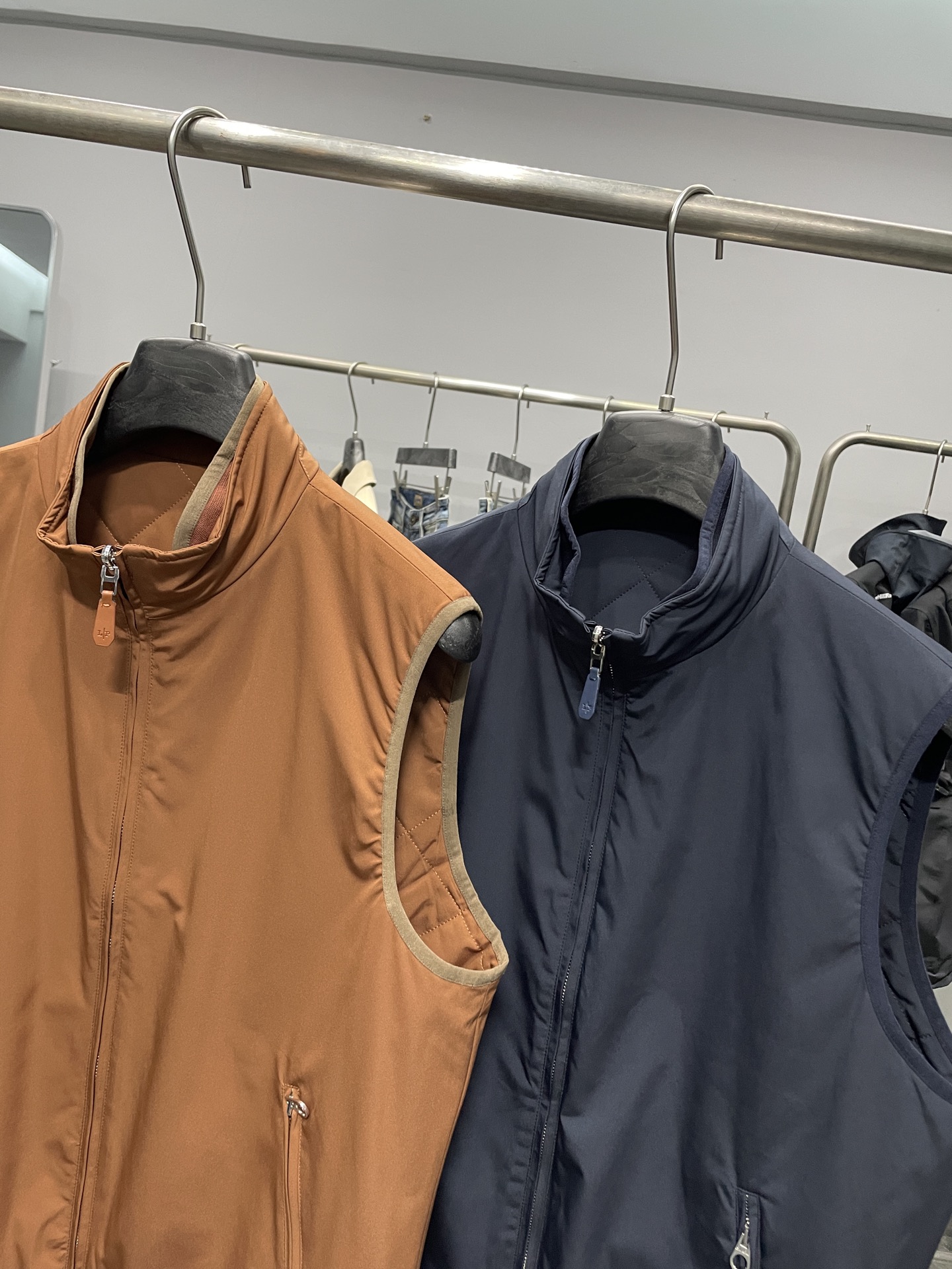 lP🆕75FW秋冬新款时尚立领拉链夹棉马甲，男士经典菱形绗缝双面穿无袖棉服外套！贸易公司渠道稀出，同步官