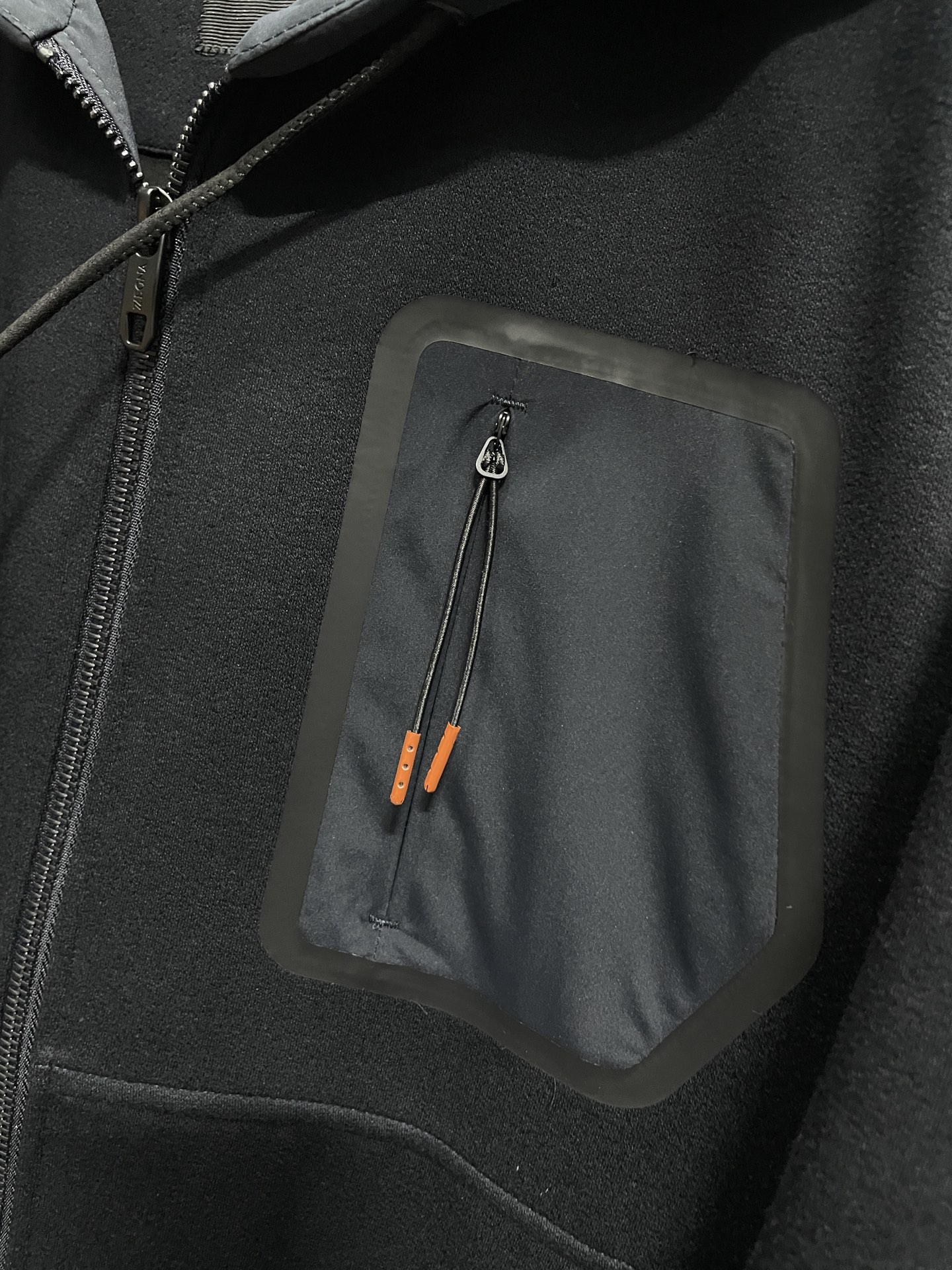 EZ25FW秋季新款进口羊毛运动开衫夹克，男士时尚抽绳拉链帽衫外套！贸易公司渠道稀出，同步官网发售！都市