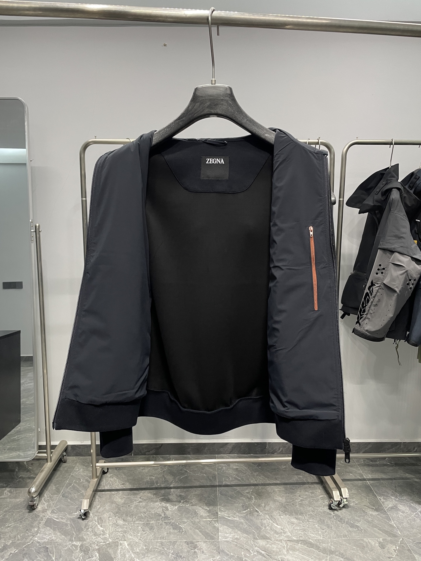 EZ25FW秋季新款进口羊毛运动开衫夹克，男士时尚抽绳拉链帽衫外套！贸易公司渠道稀出，同步官网发售！都市