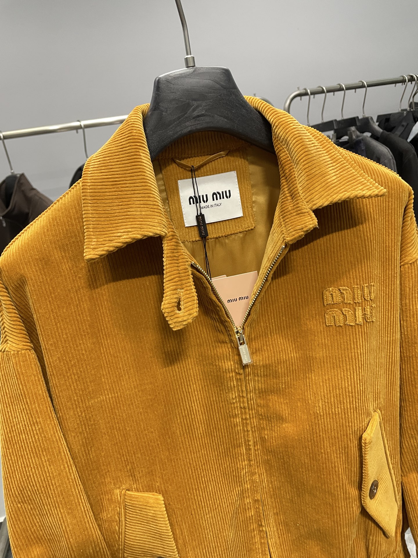 。黄色细节图～