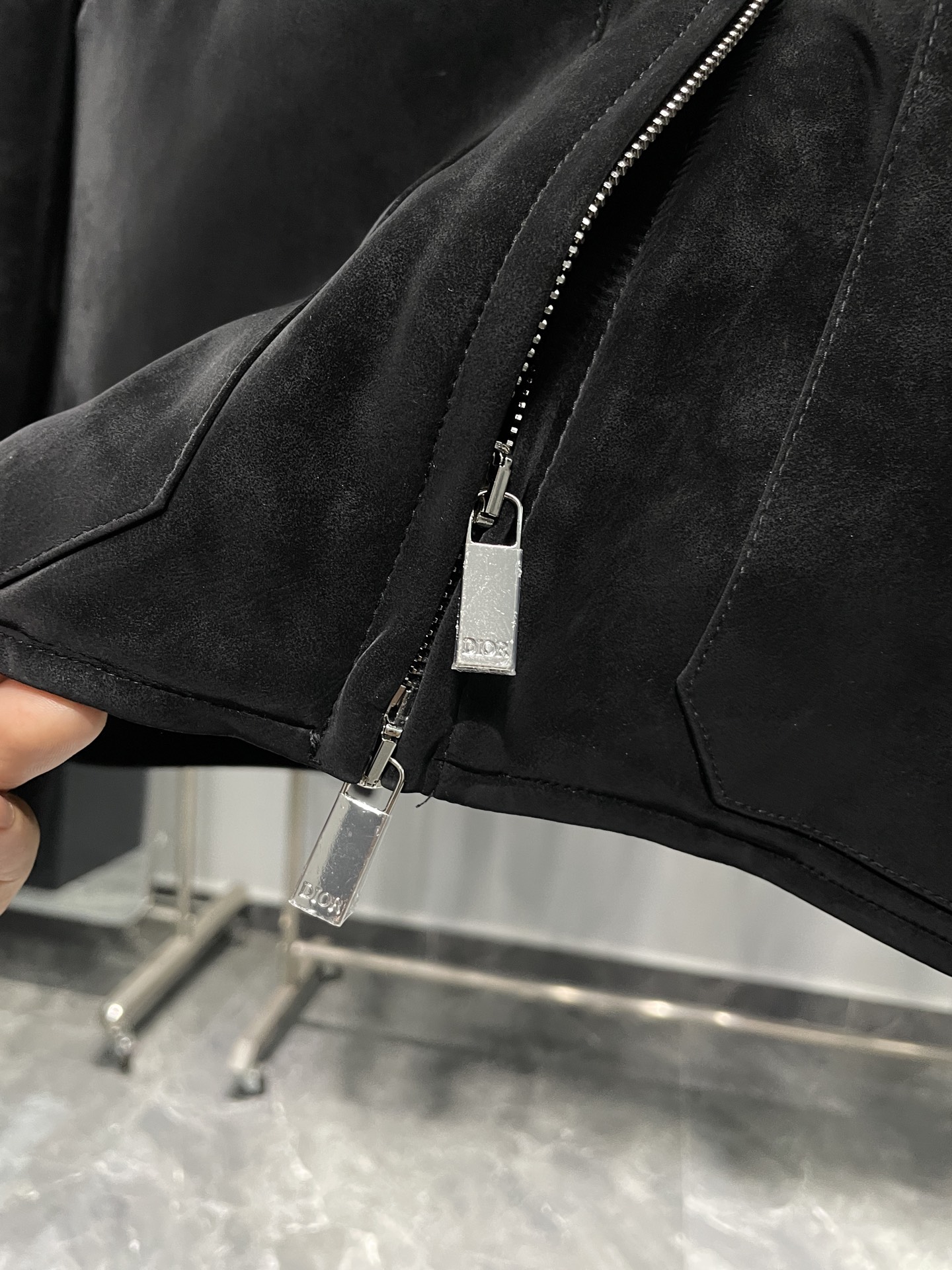 。黑色细节图～