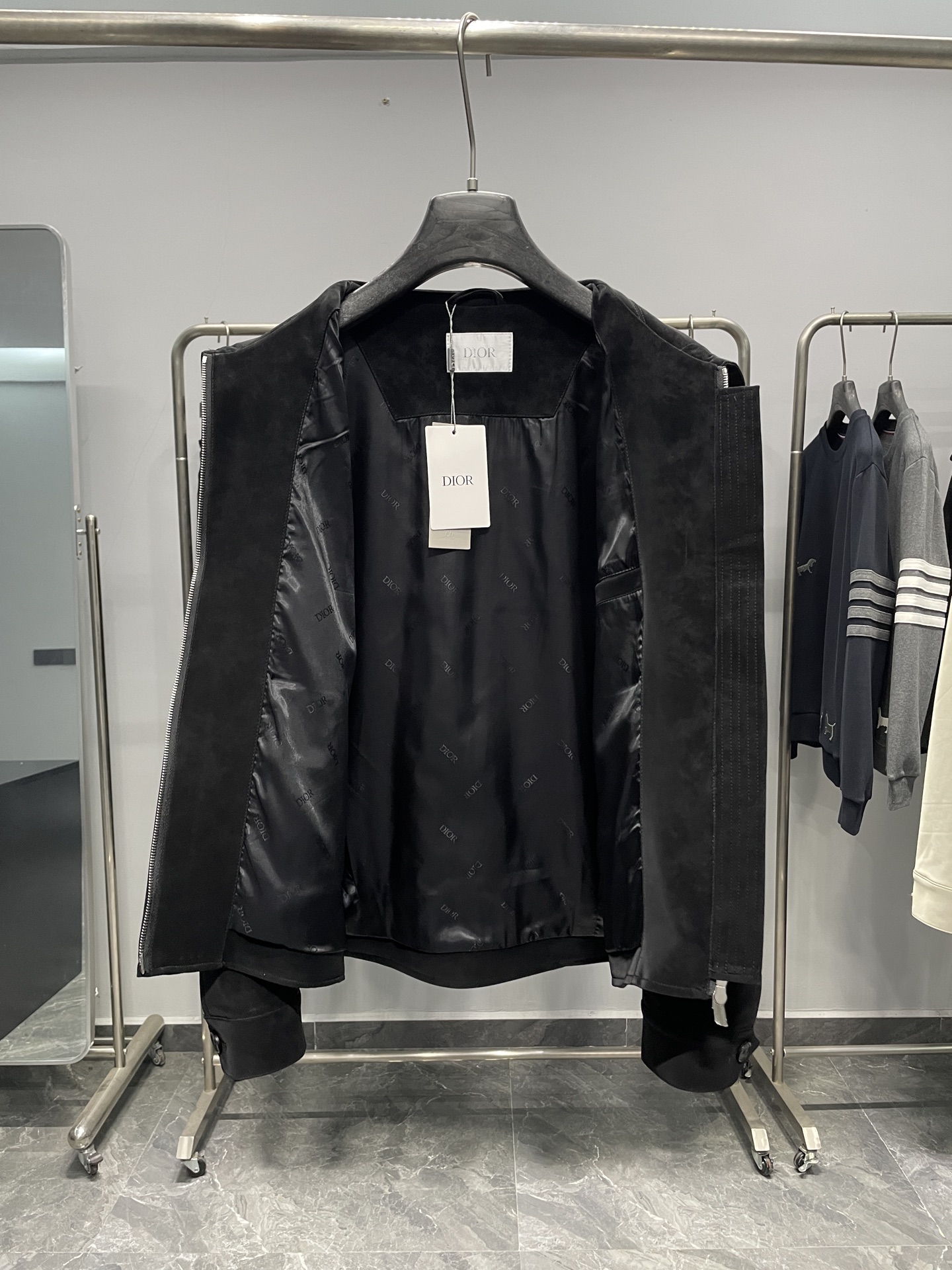 。黑色细节图～