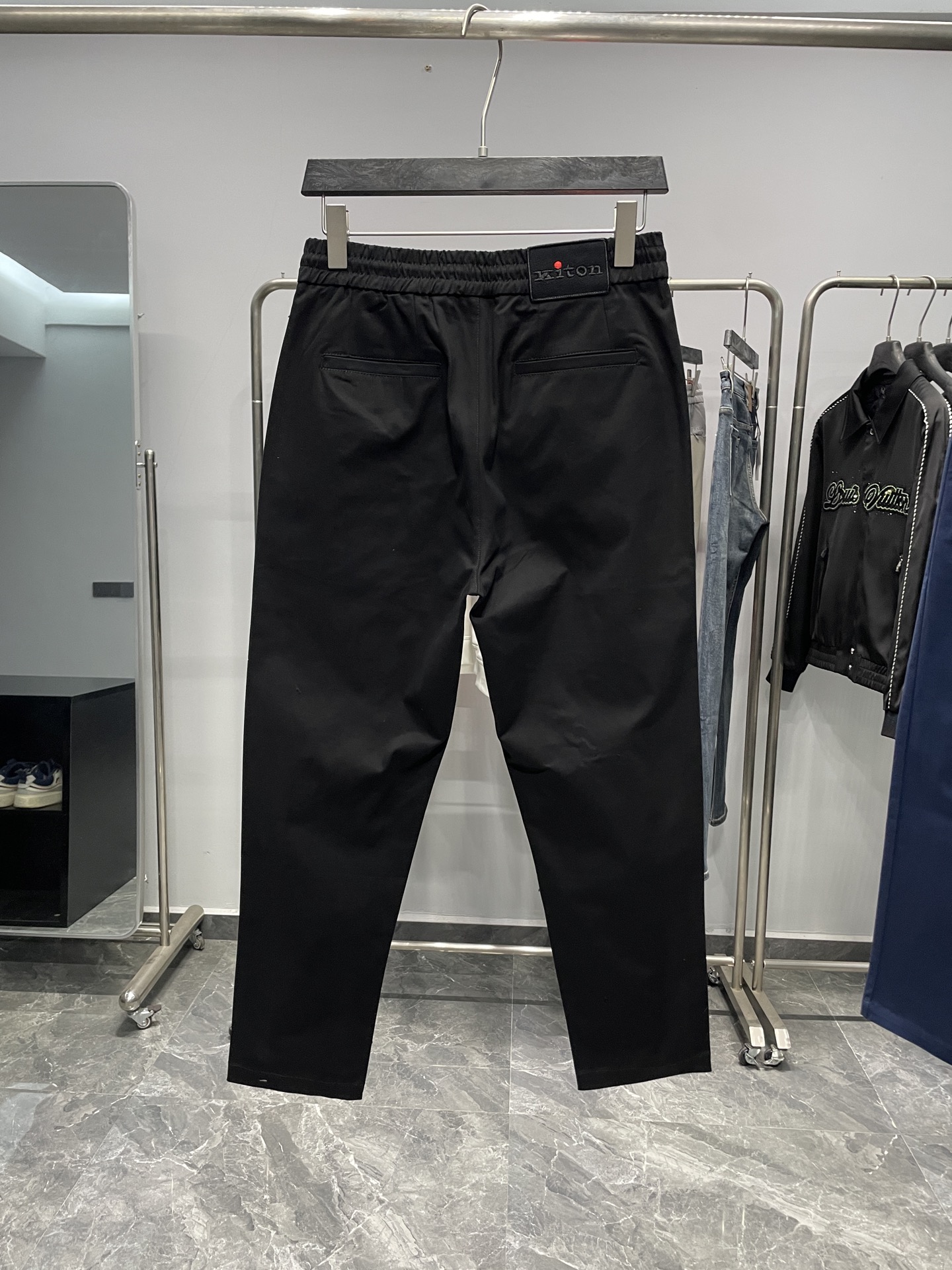 。黑色细节图～