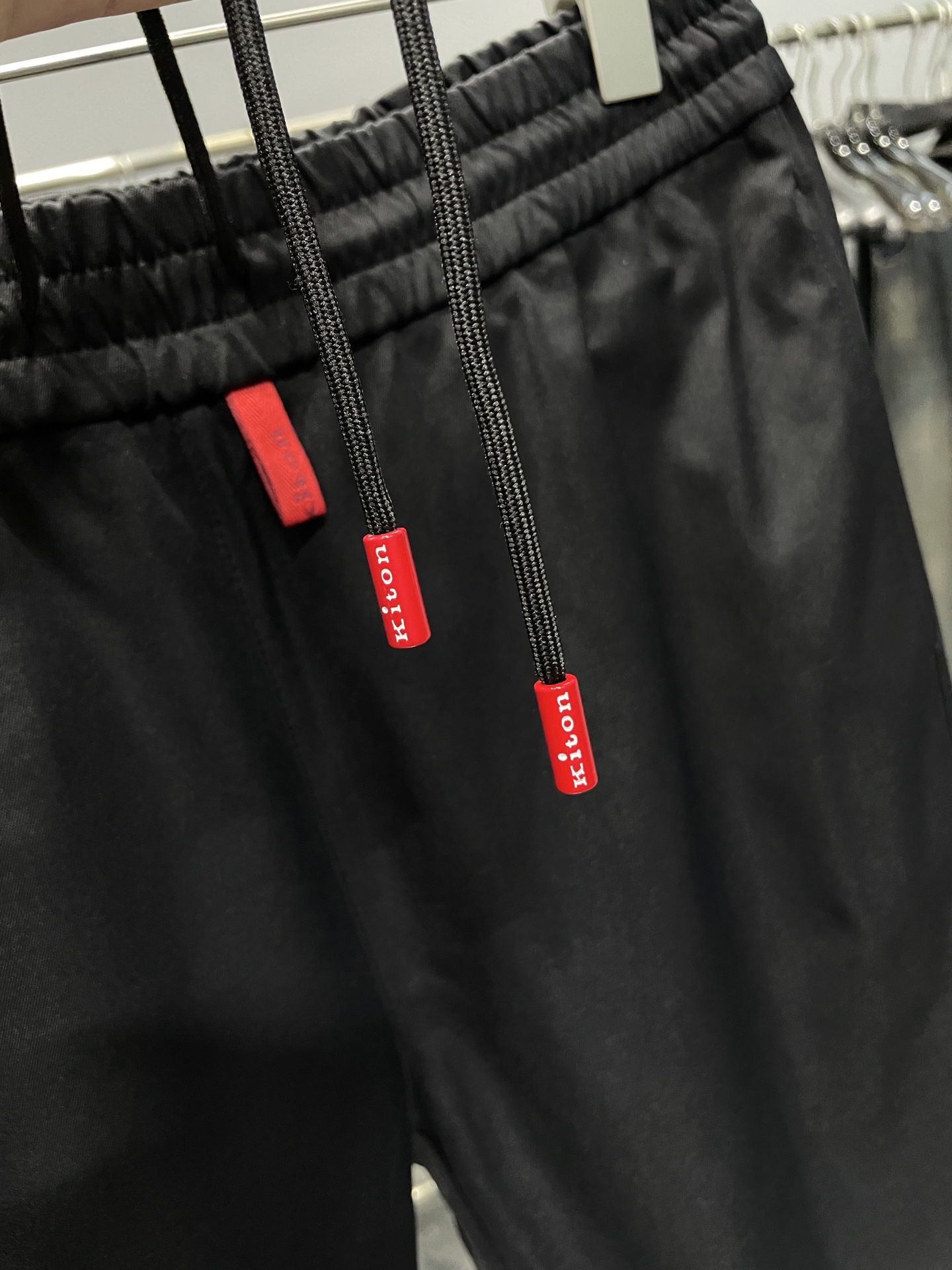 。黑色细节图～