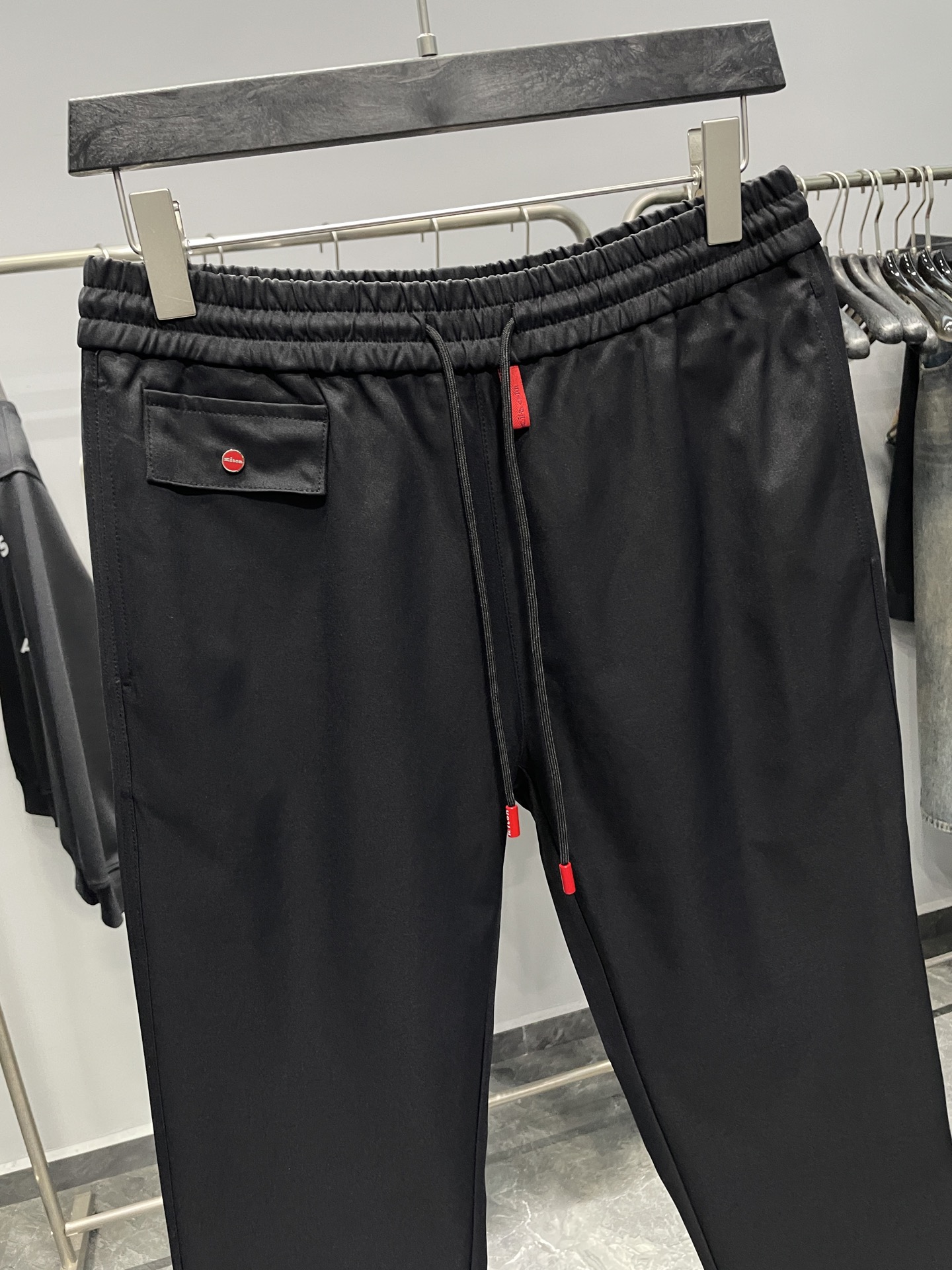 。黑色细节图～