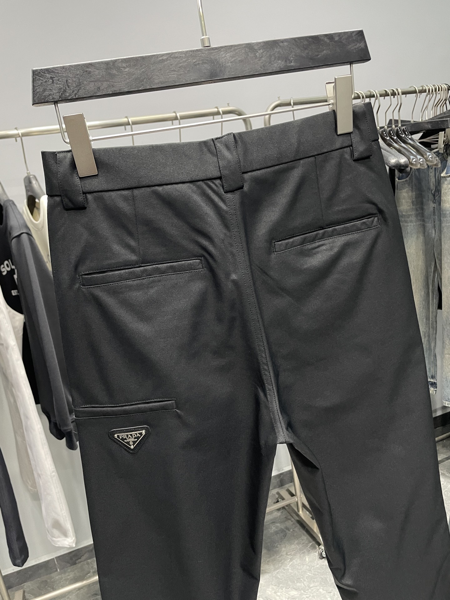 。黑色细节图～