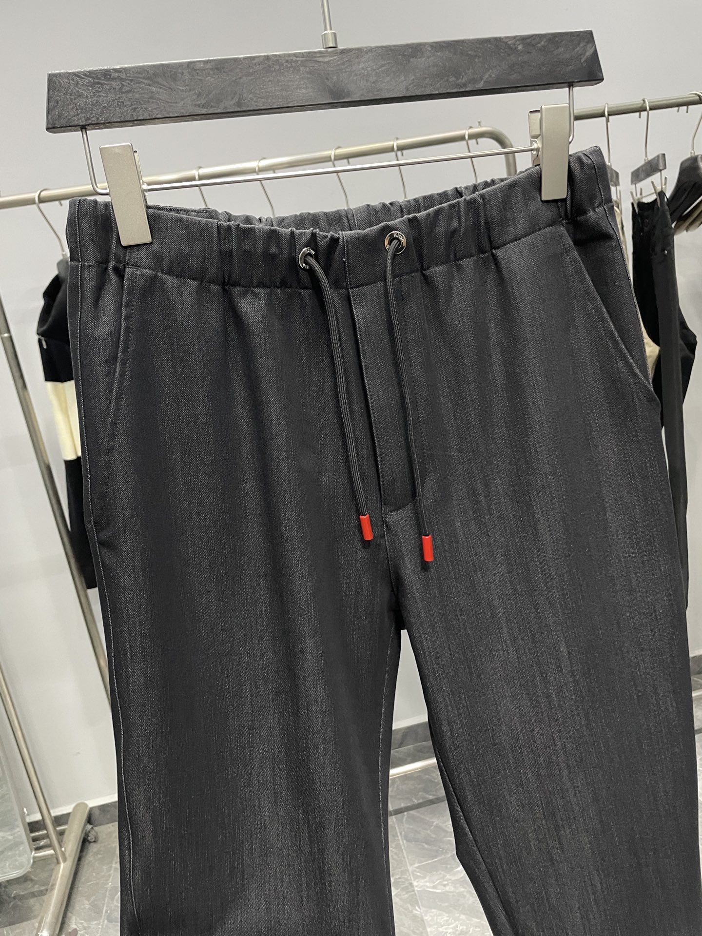 。黑色细节图～