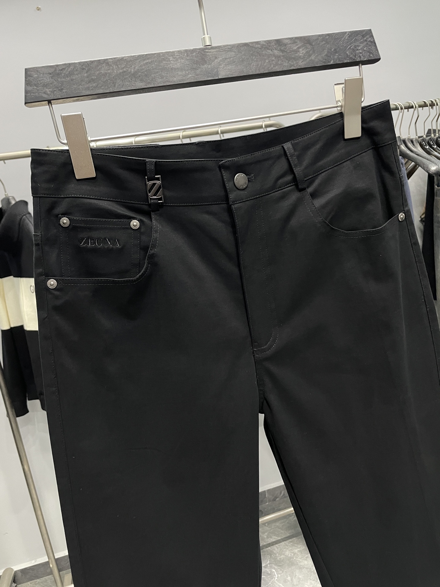 。黑色细节图～