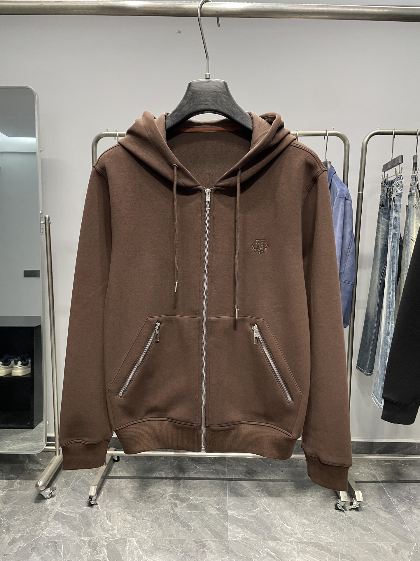 NO:530994,Details of brown color ~,alexander wang19860909咖色细节图～,,alexander wang,Men's clothing
