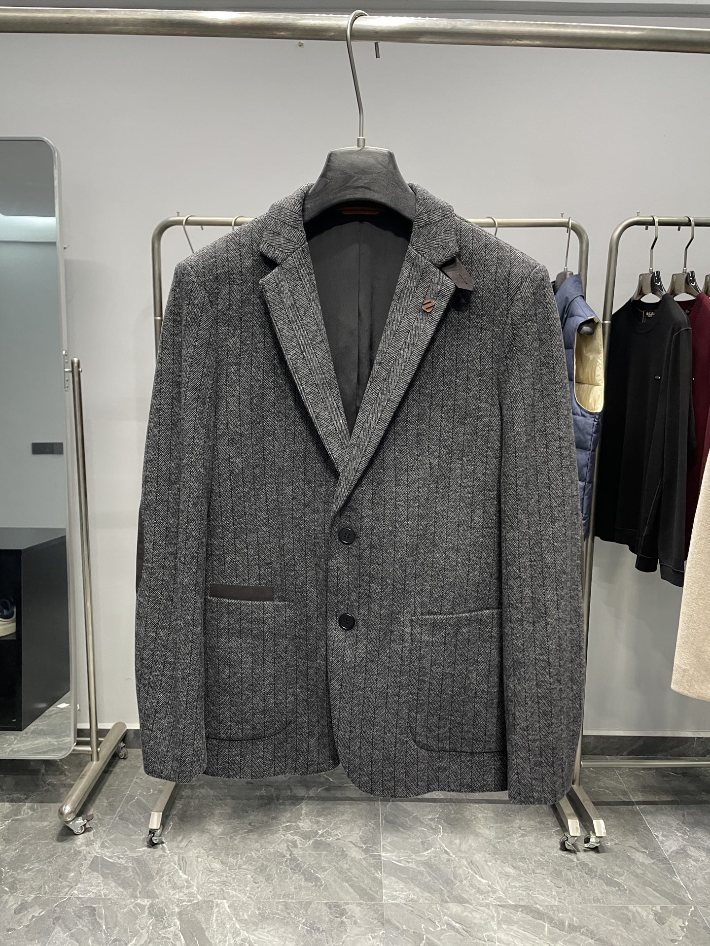 NO:530982,Dark gray details ~,alexander wang19860909深灰色细节图～,,alexander wang,Men's clothing